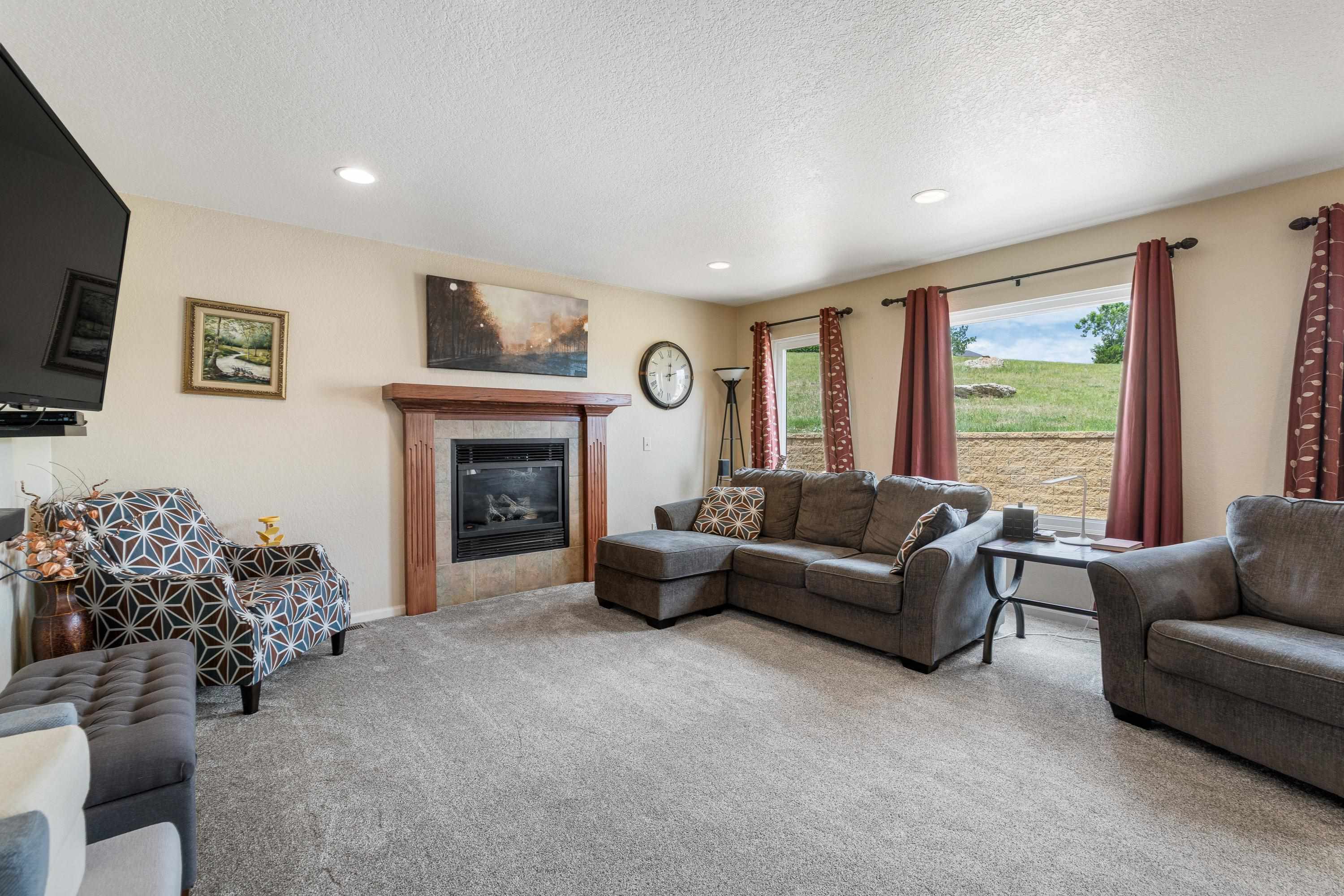 11565 Saddleback Court Property Photo 10
