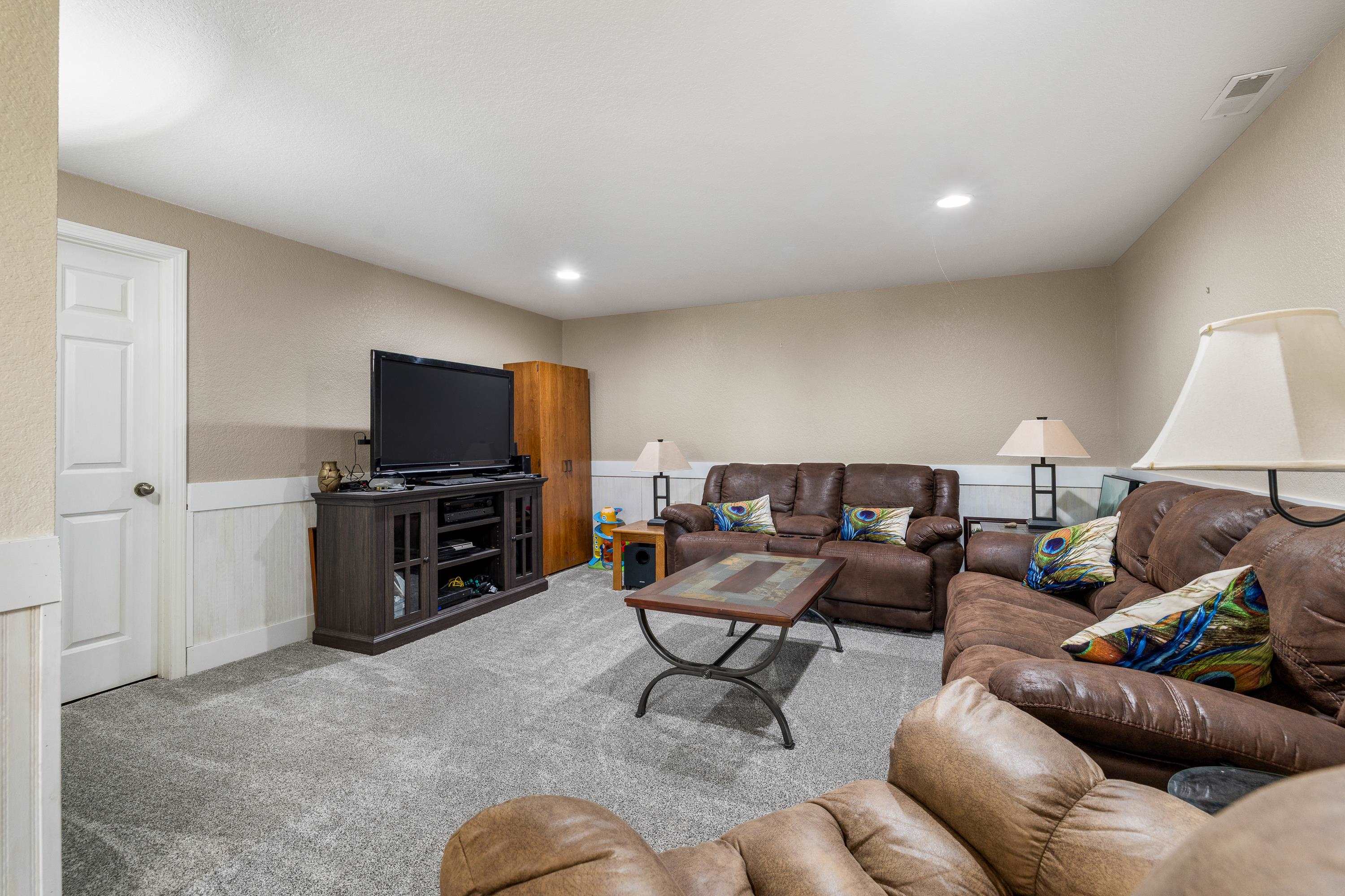 11565 Saddleback Court Property Photo 22