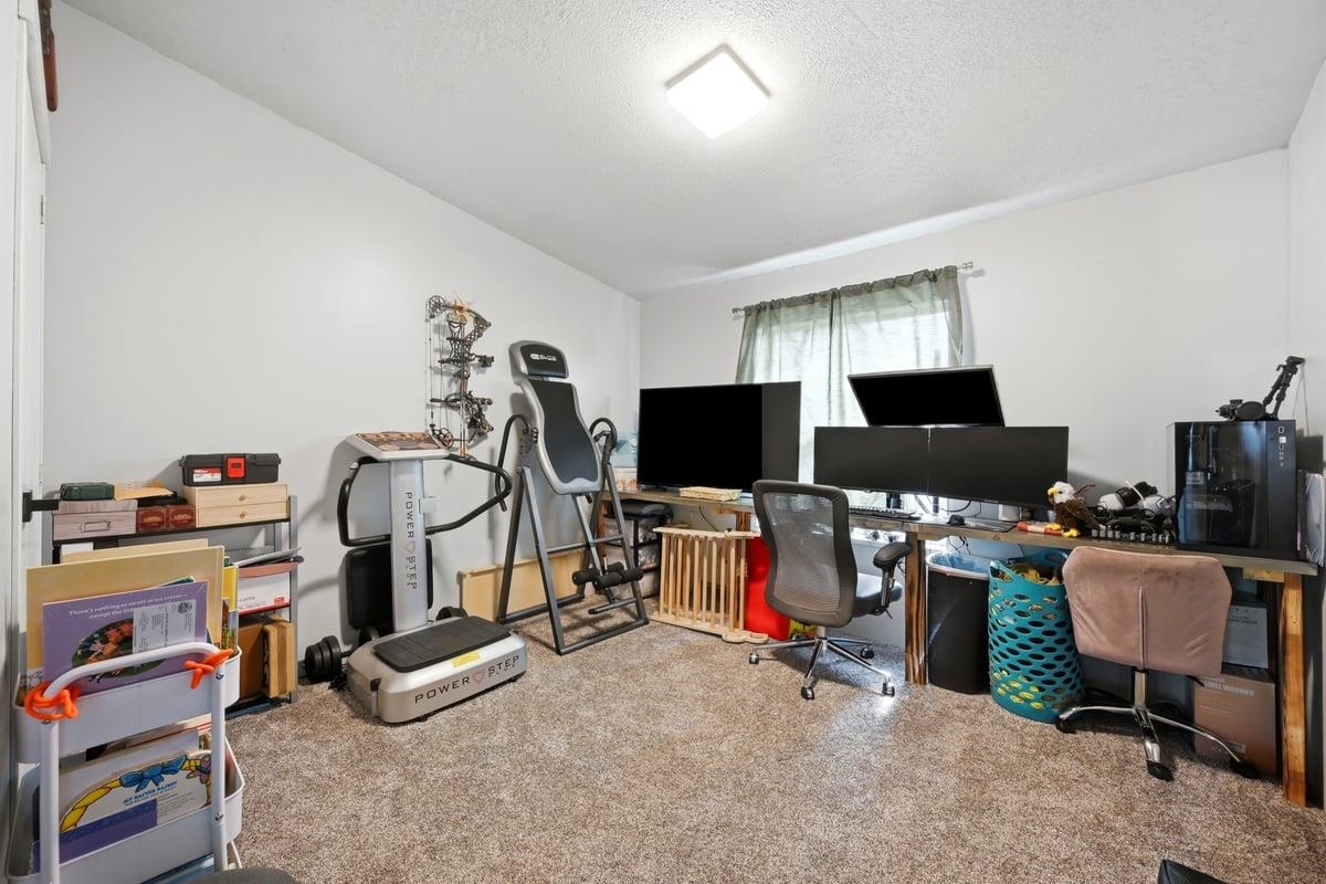 265 Ferguson Street Property Photo 12