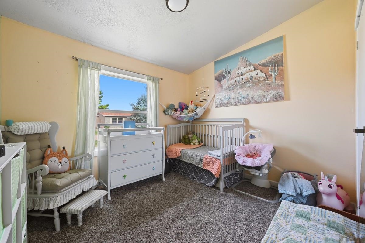 265 Ferguson Street Property Photo 13