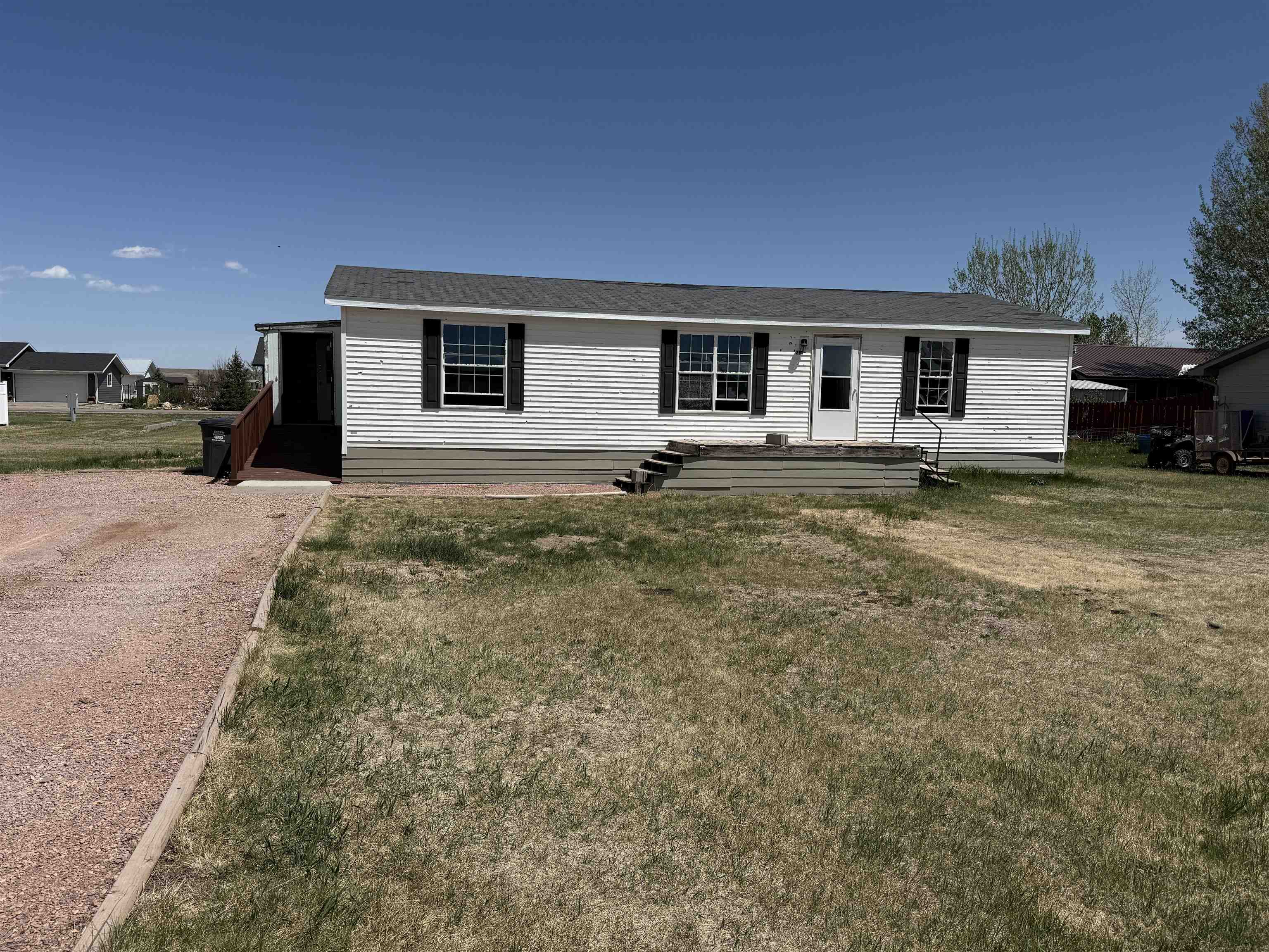 214 Donna Street Property Photo 1