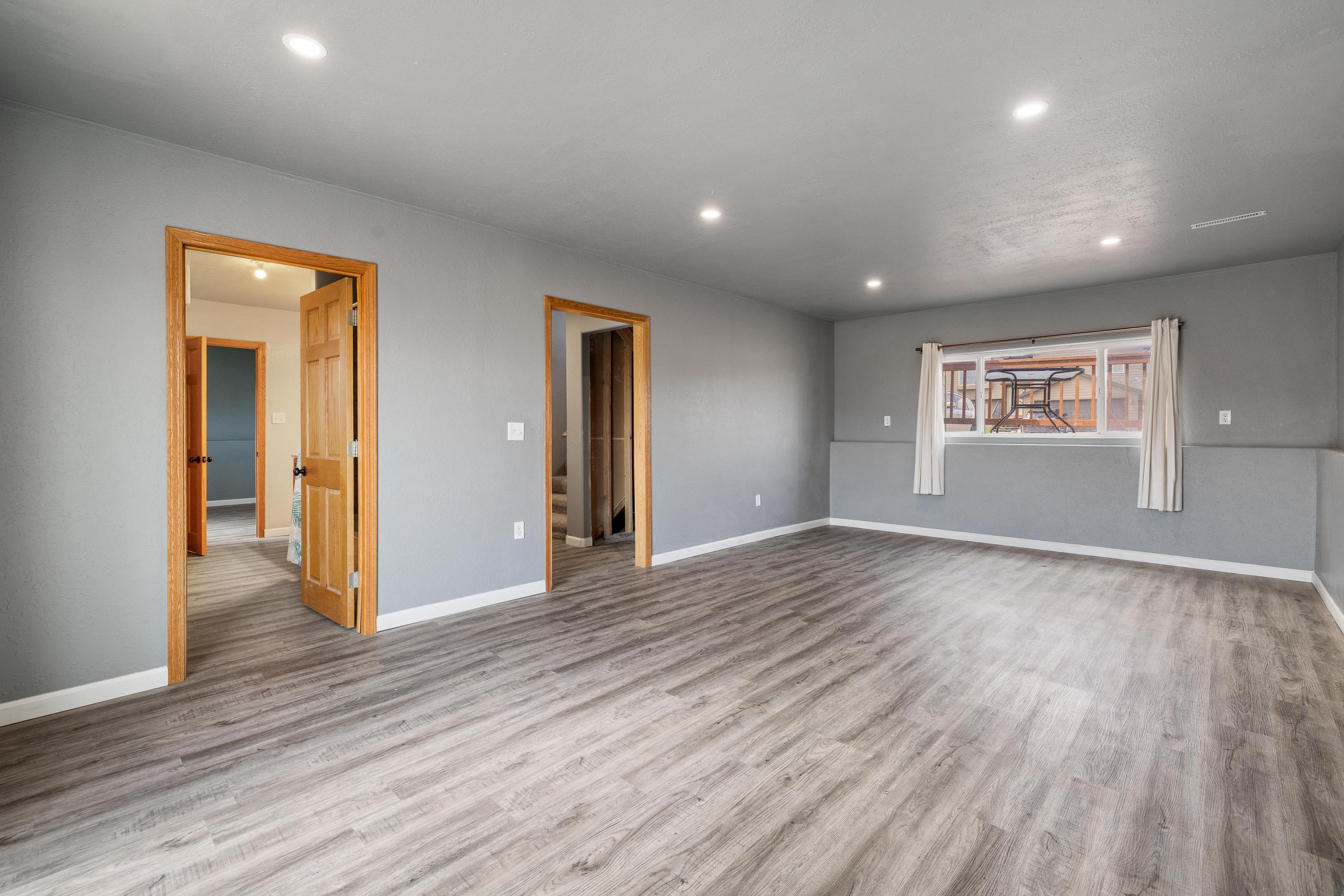 740 Bear Tooth Court Property Photo 14