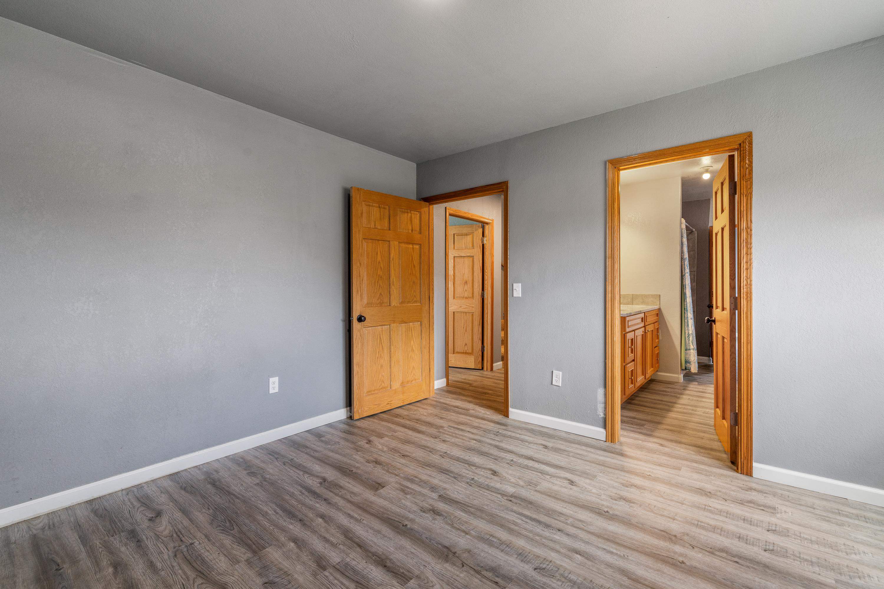 740 Bear Tooth Court Property Photo 17