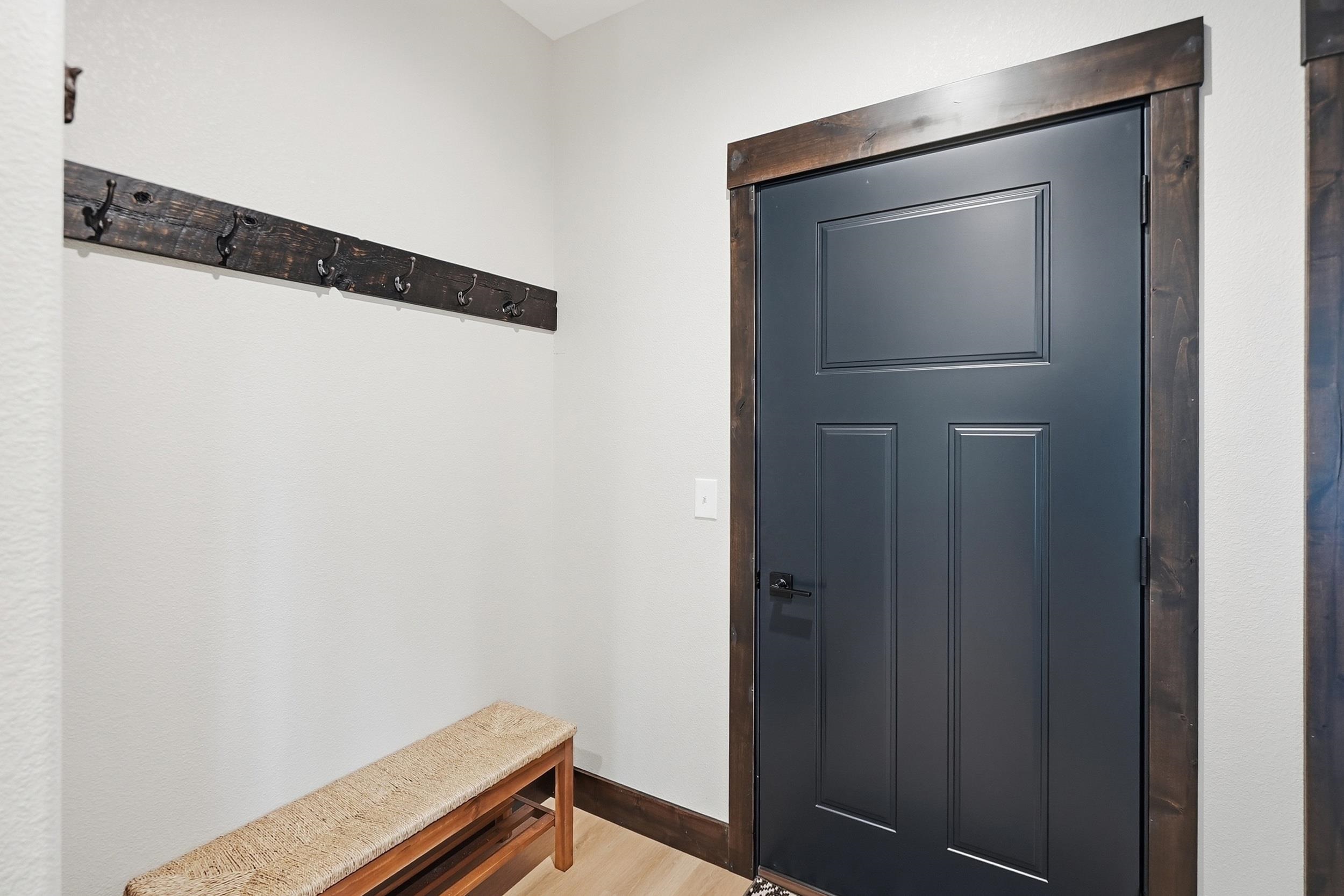 11283 Black Forest Road Property Photo 6