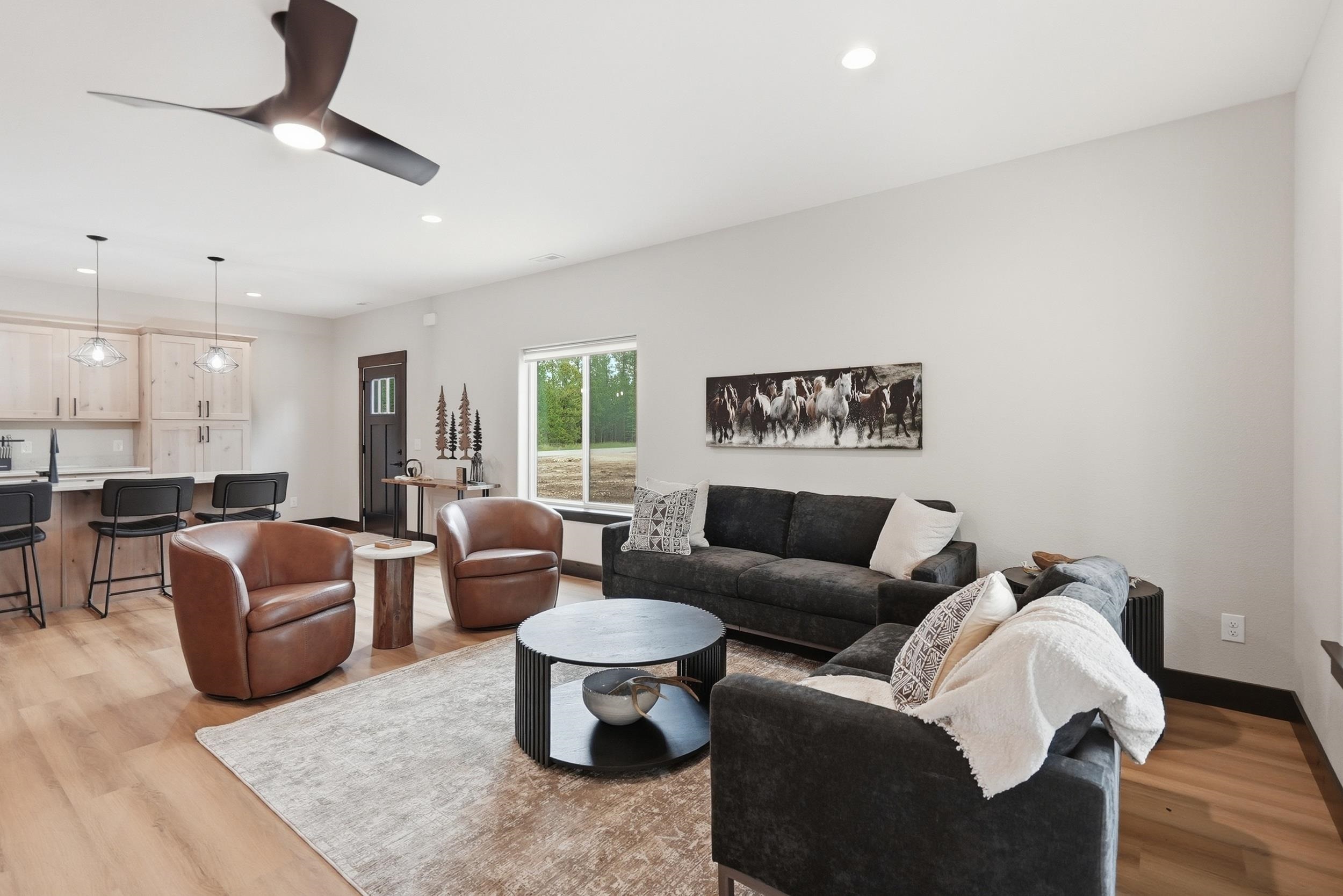 11283 Black Forest Road Property Photo 9