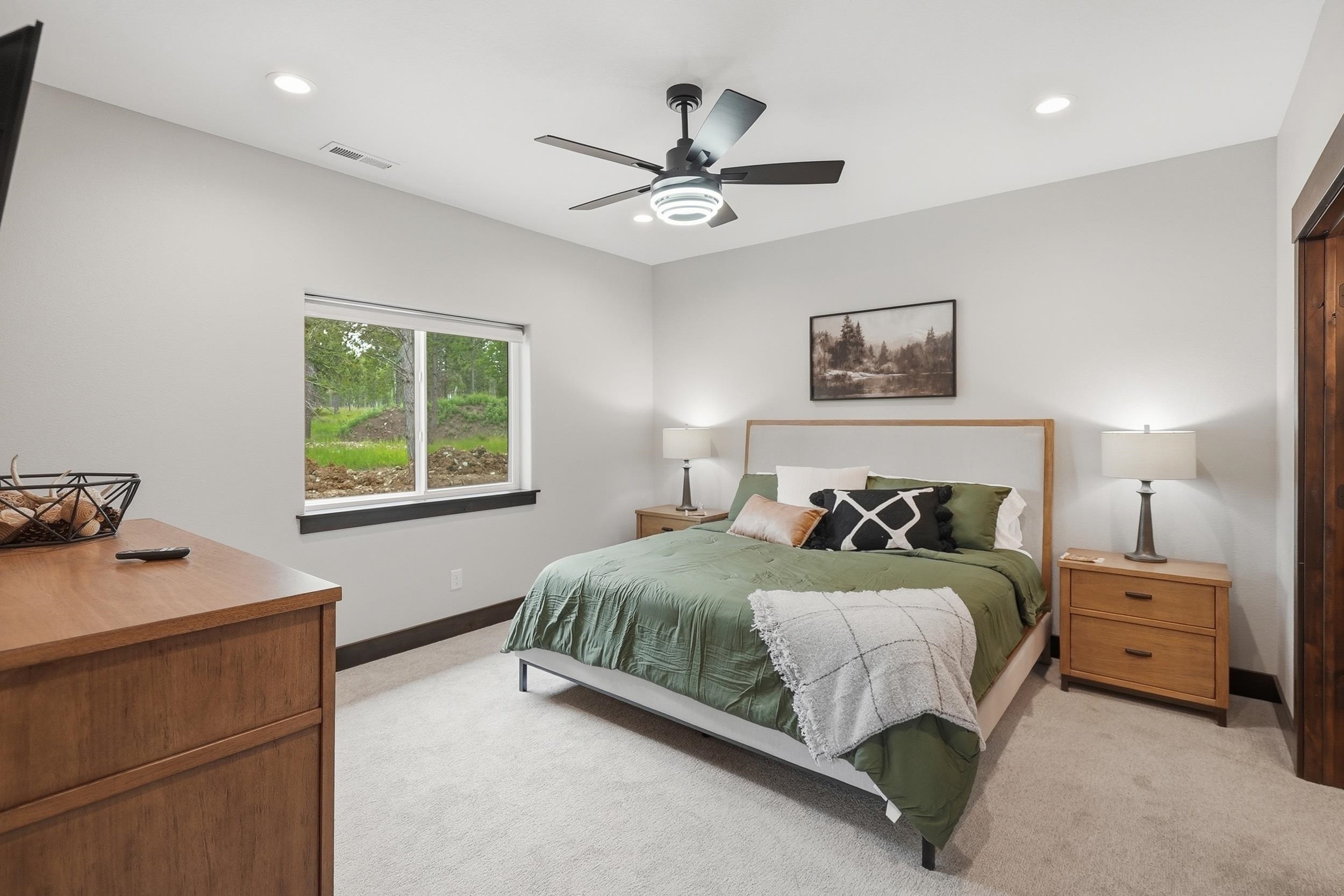 11283 Black Forest Road Property Photo 18