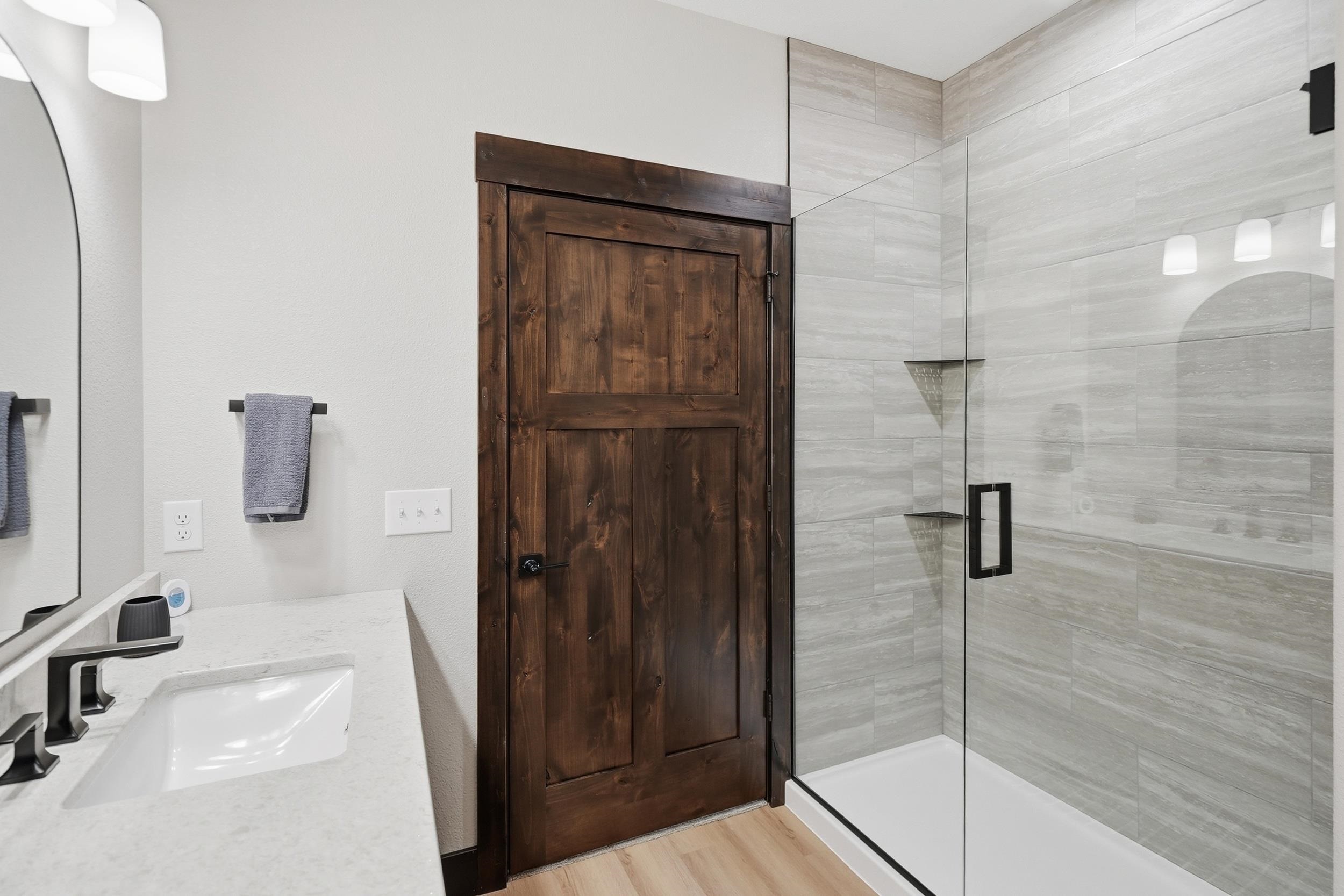 11283 Black Forest Road Property Photo 22