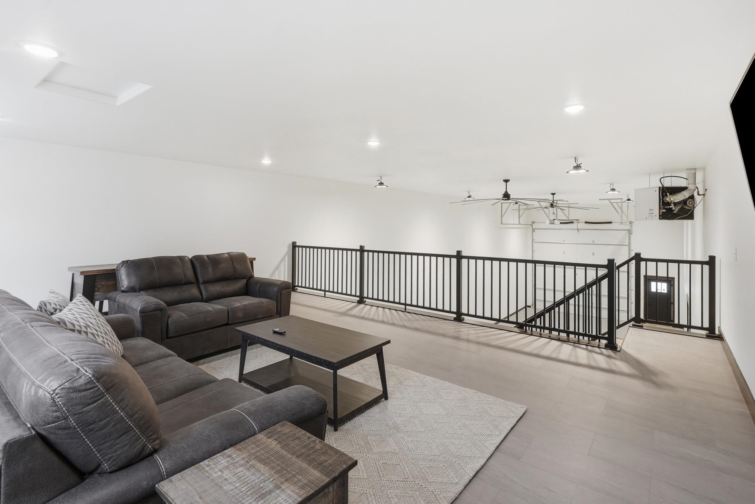 11283 Black Forest Road Property Photo 29