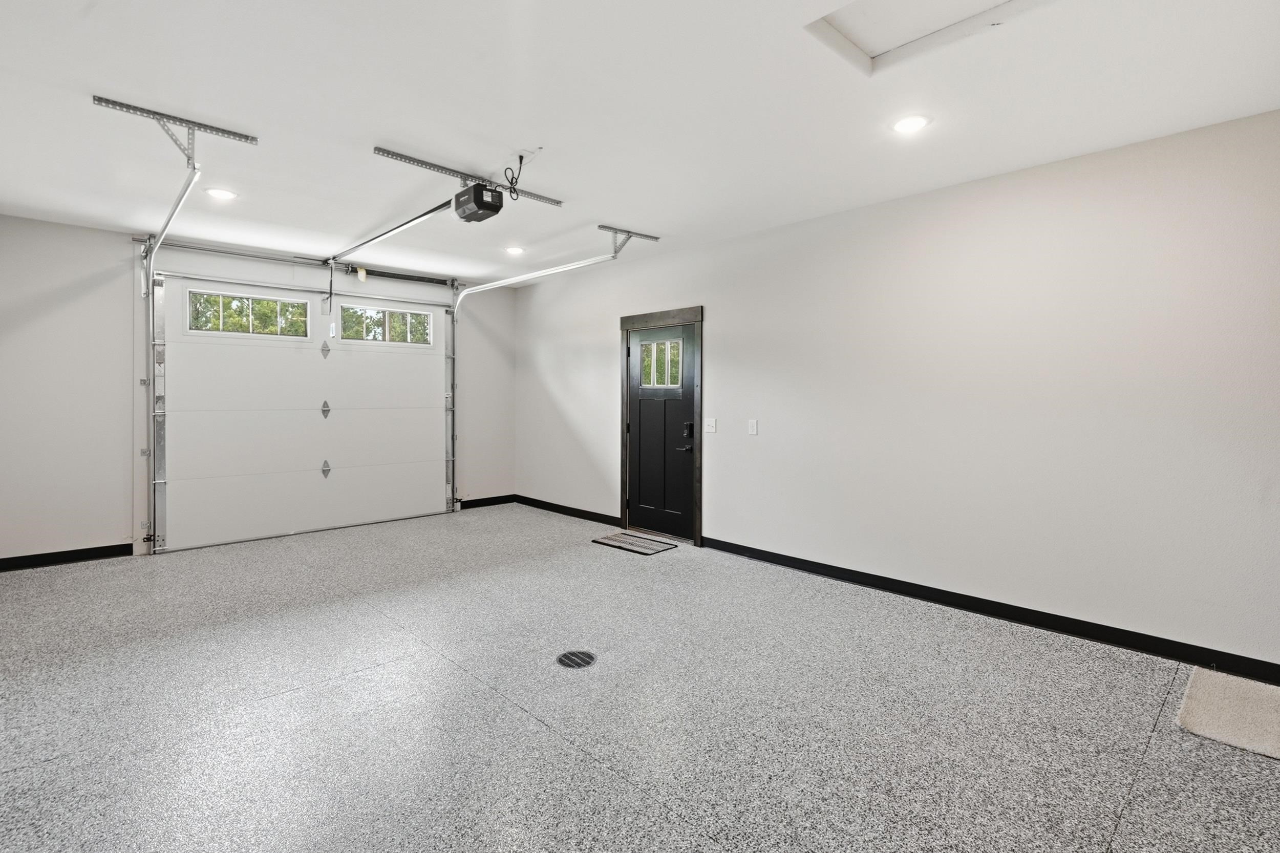 11283 Black Forest Road Property Photo 36