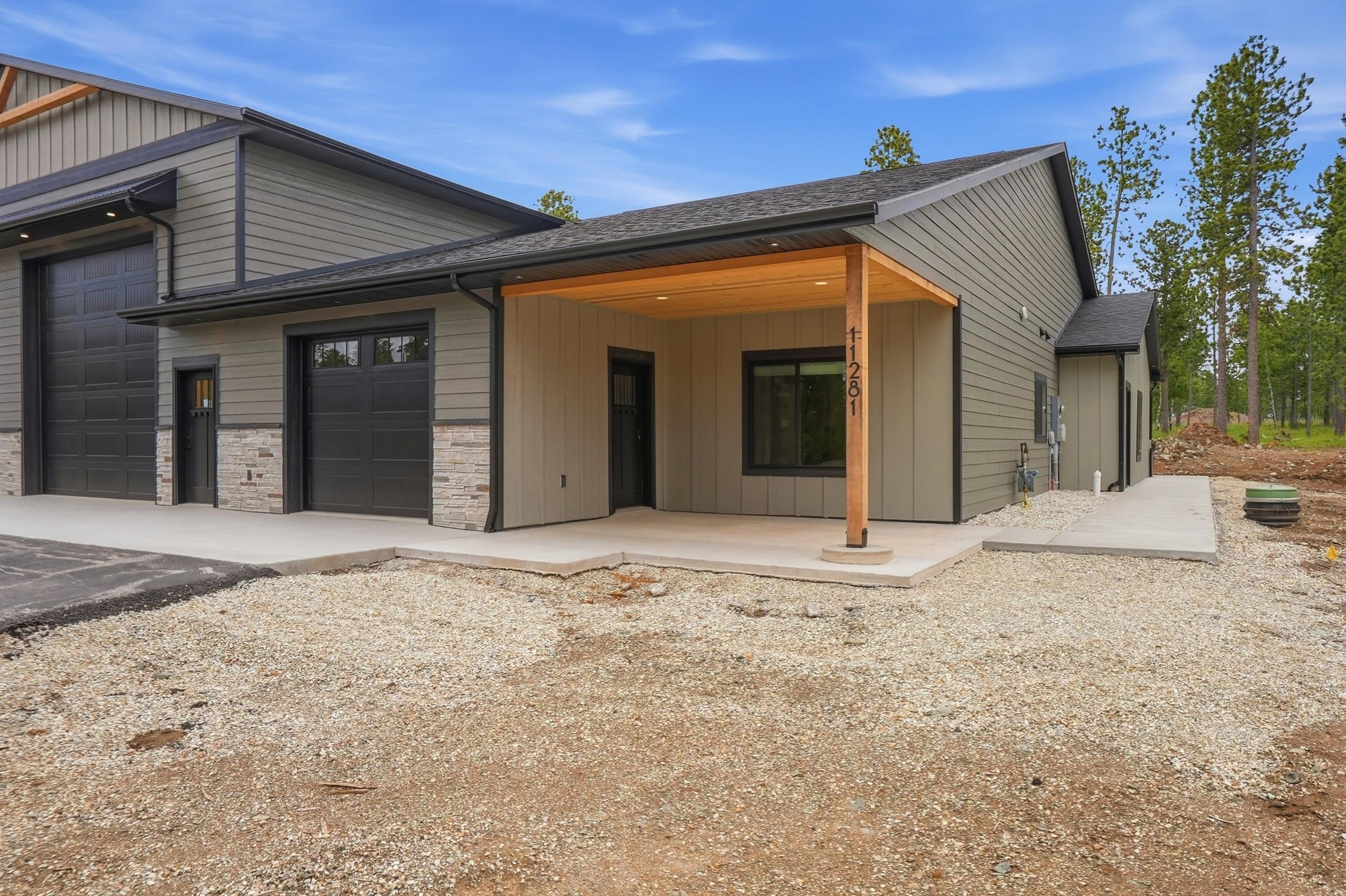 11281 Black Forest Road Property Photo 2