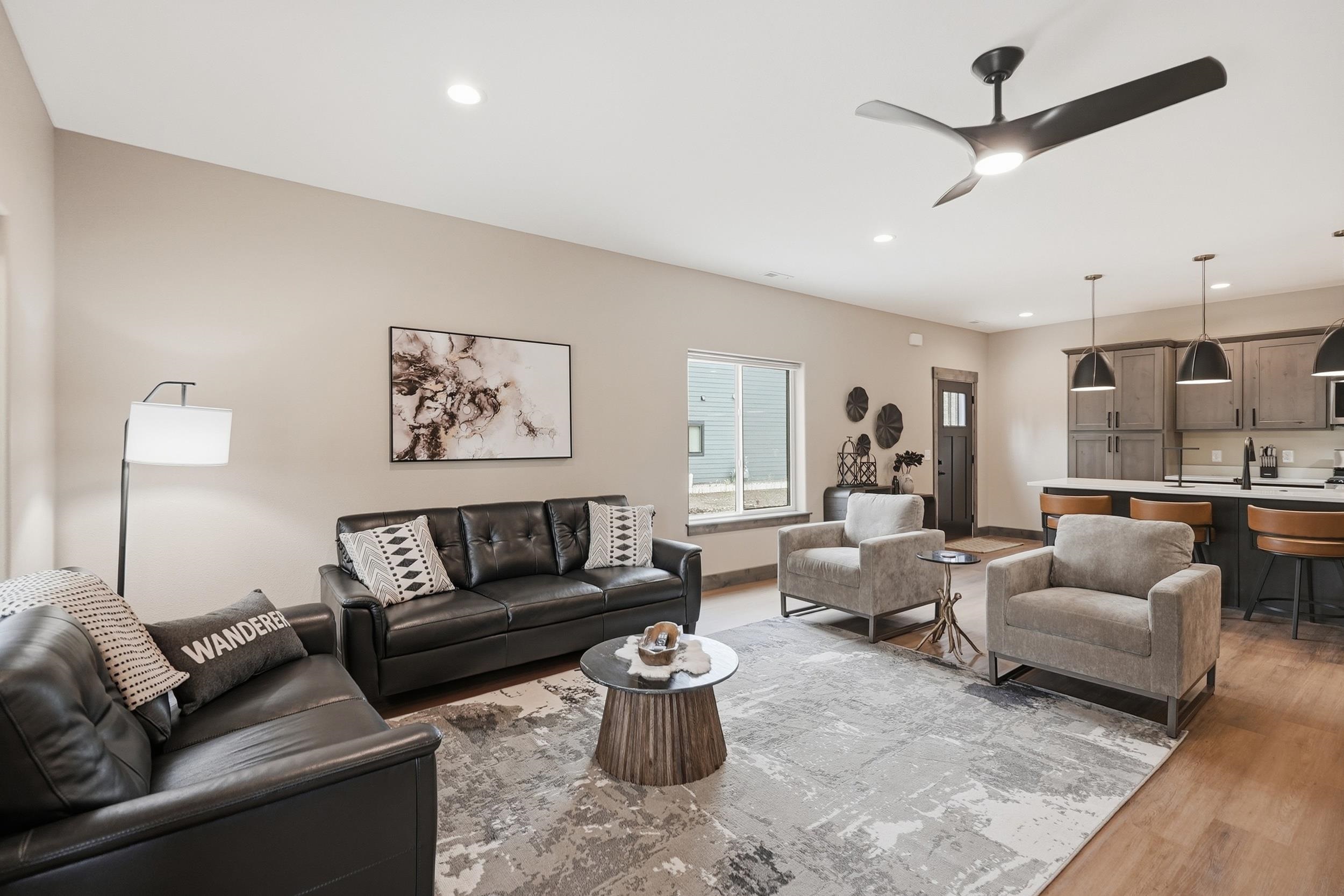 11281 Black Forest Road Property Photo 4