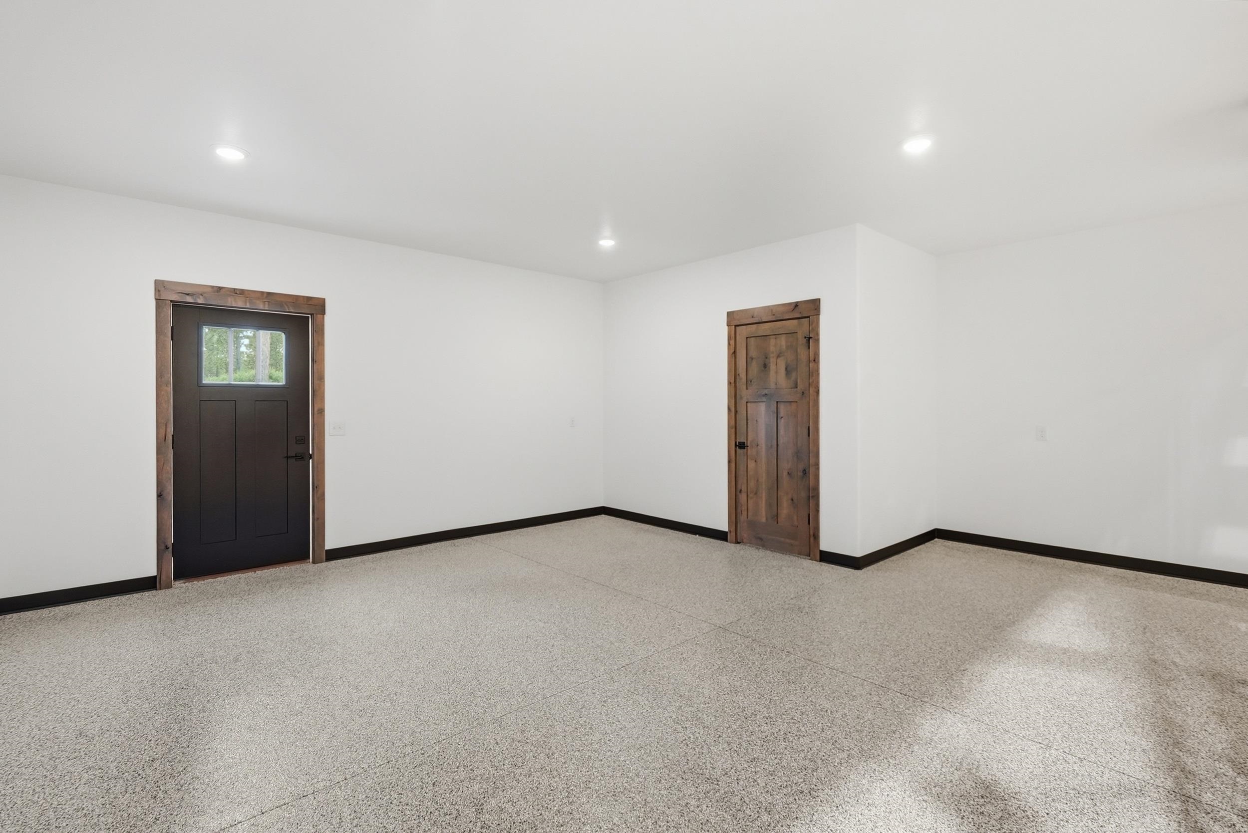 11281 Black Forest Road Property Photo 18