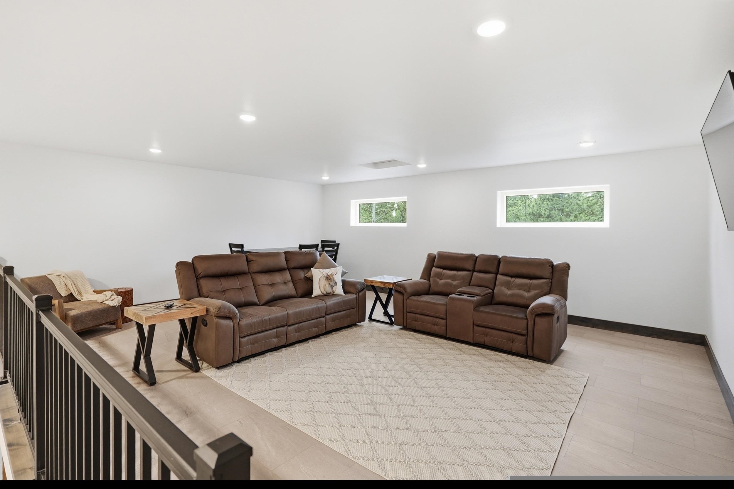 11281 Black Forest Road Property Photo 21