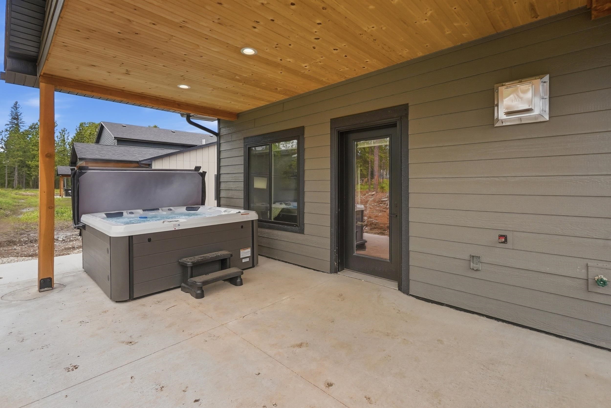 11281 Black Forest Road Property Photo 23
