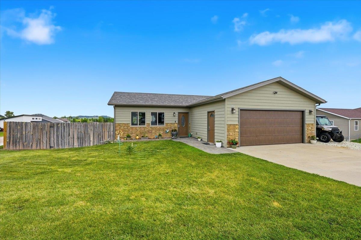 654 Teton Way Property Photo 1