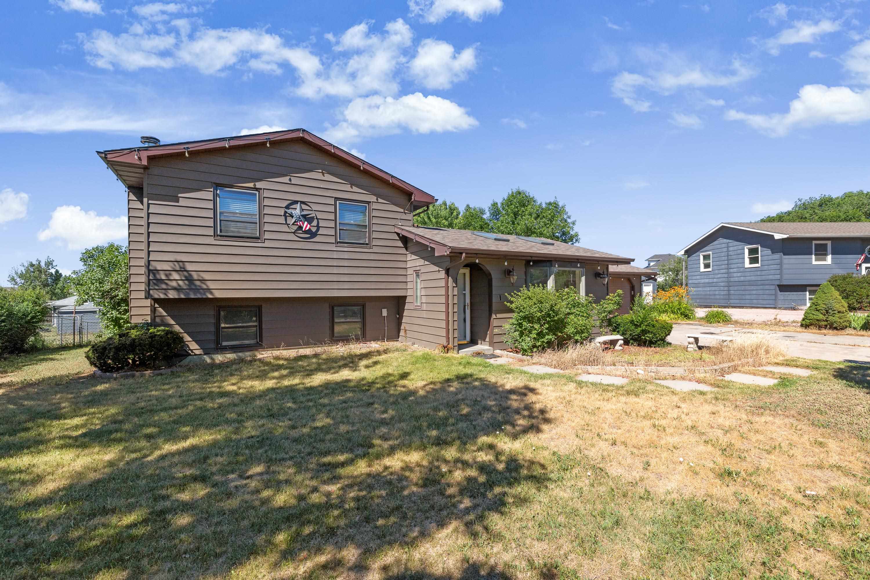 107 Thrush Court Property Photo 1