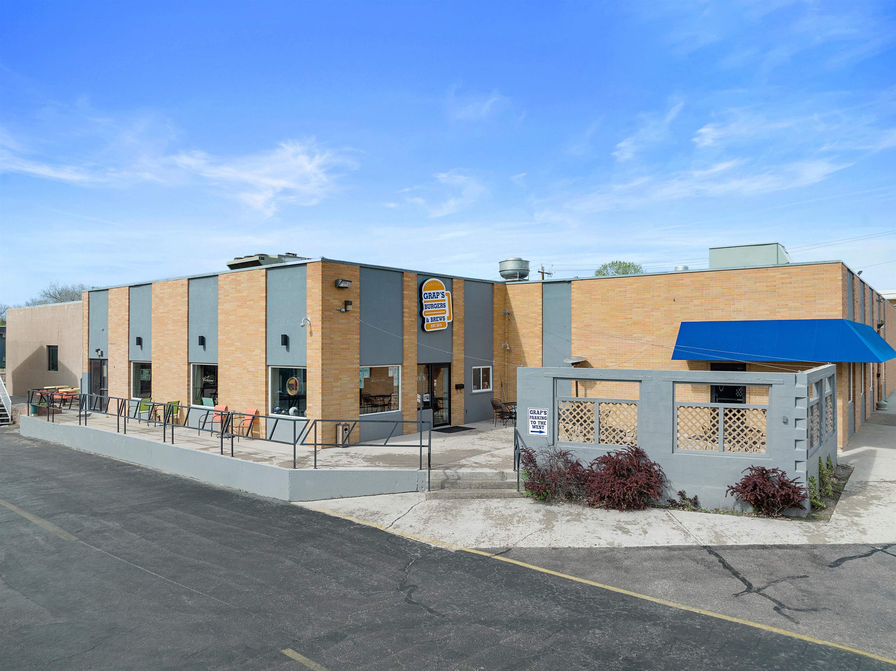 512 National Street Property Photo 1