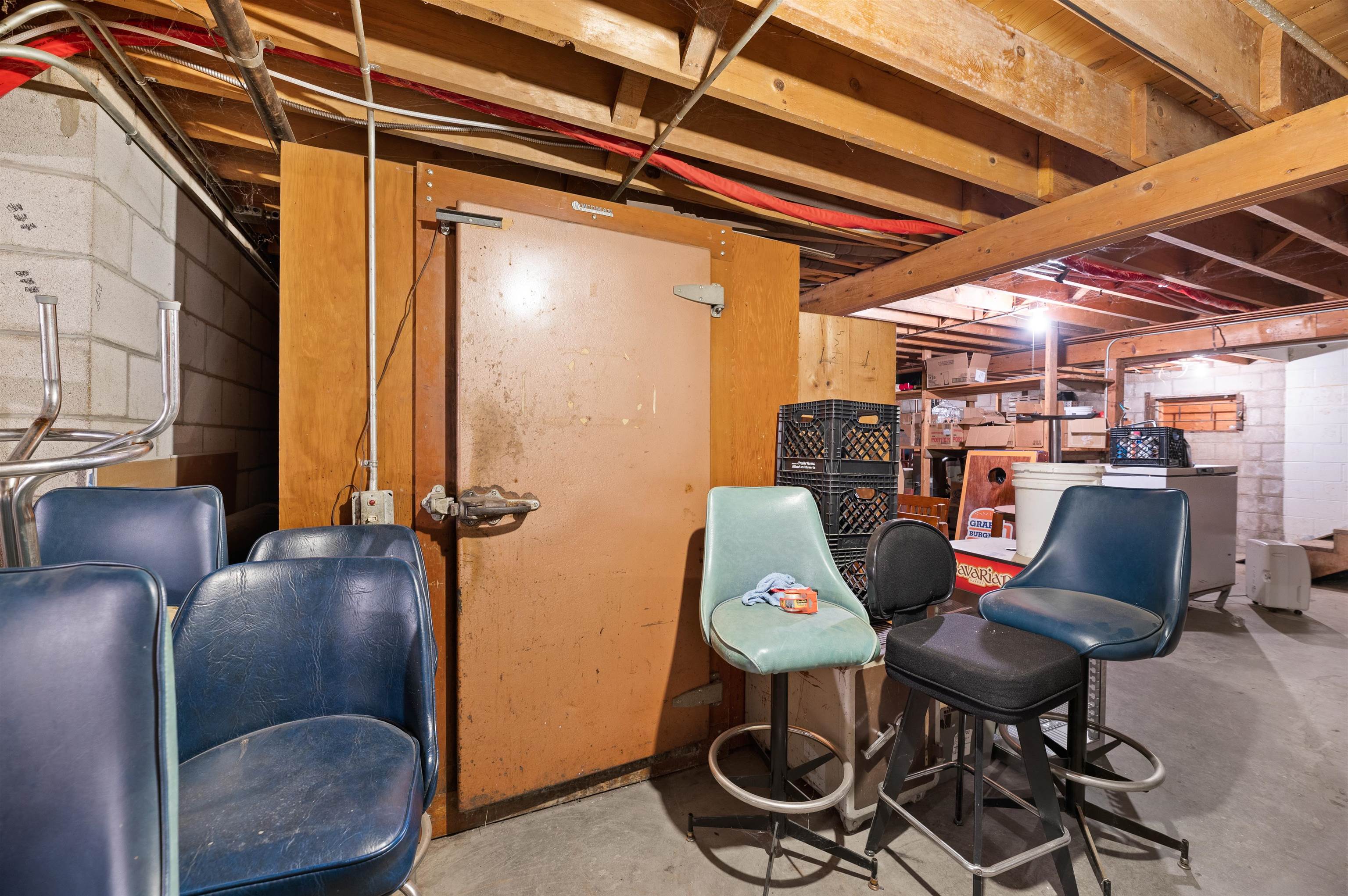 512 National Street Property Photo 17