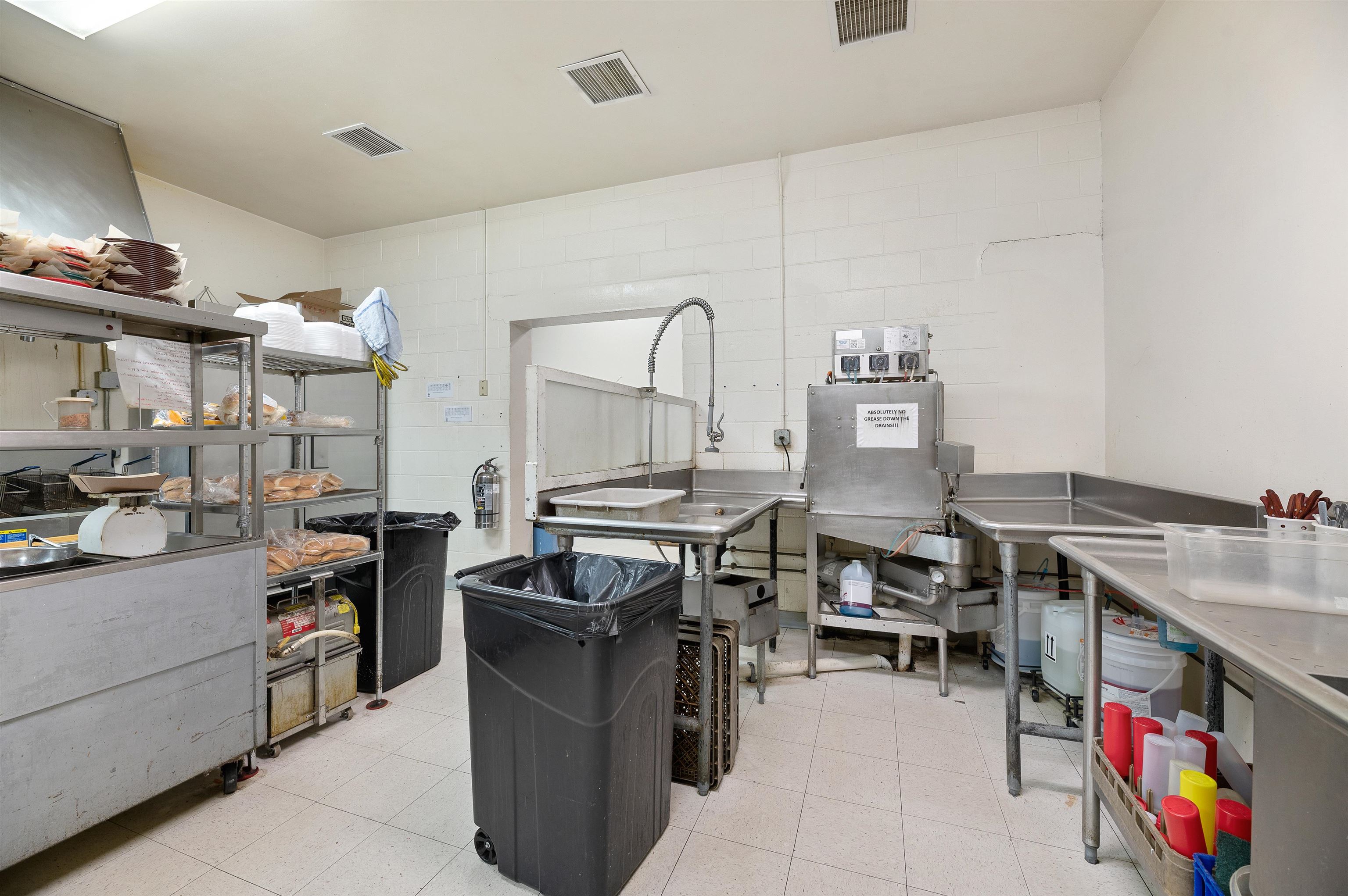 512 National Street Property Photo 21