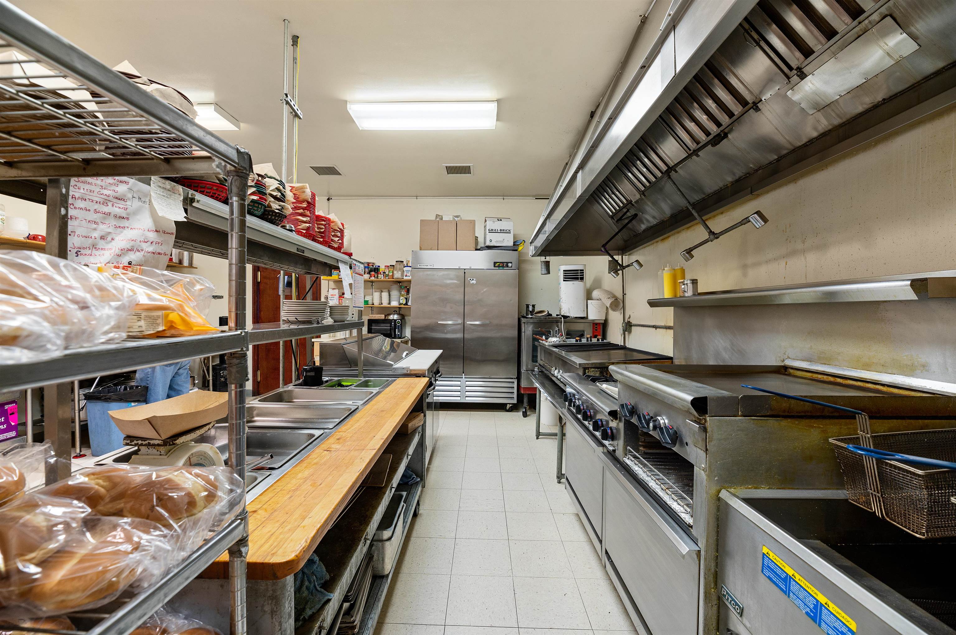 512 National Street Property Photo 23