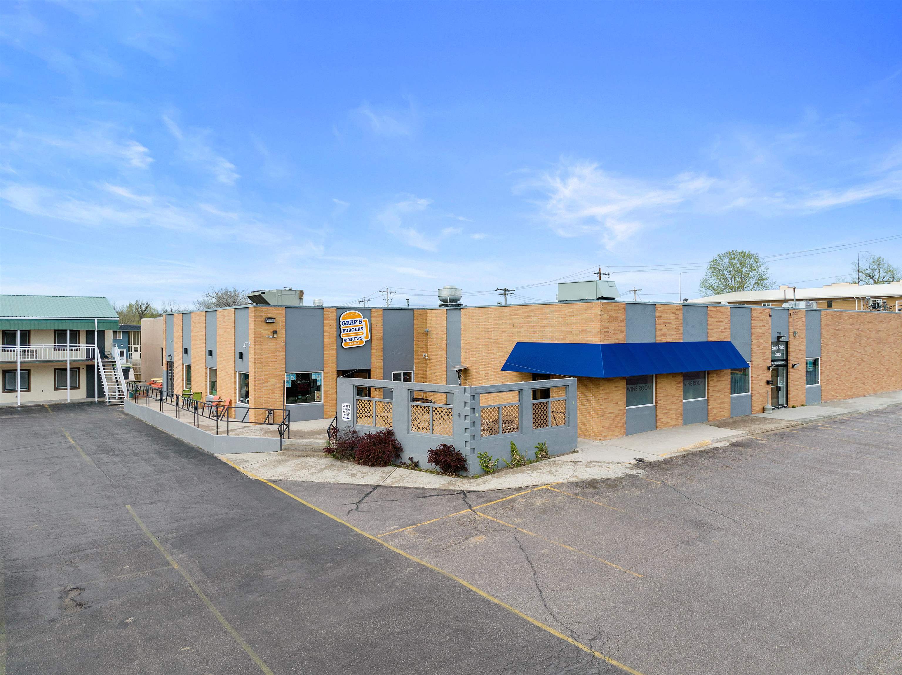 512 National Street Property Photo 31