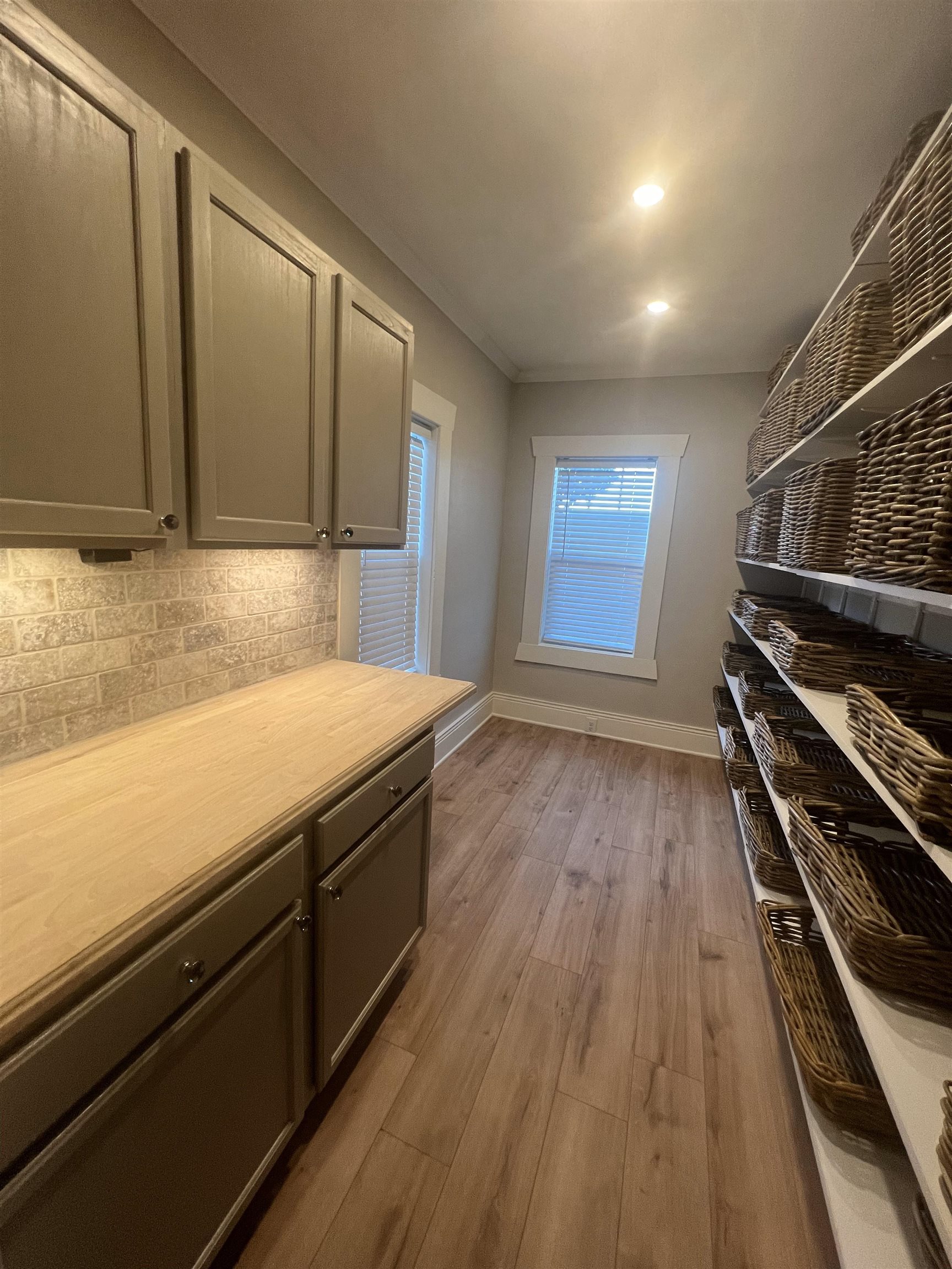 1302 Hooker Street Property Photo 13