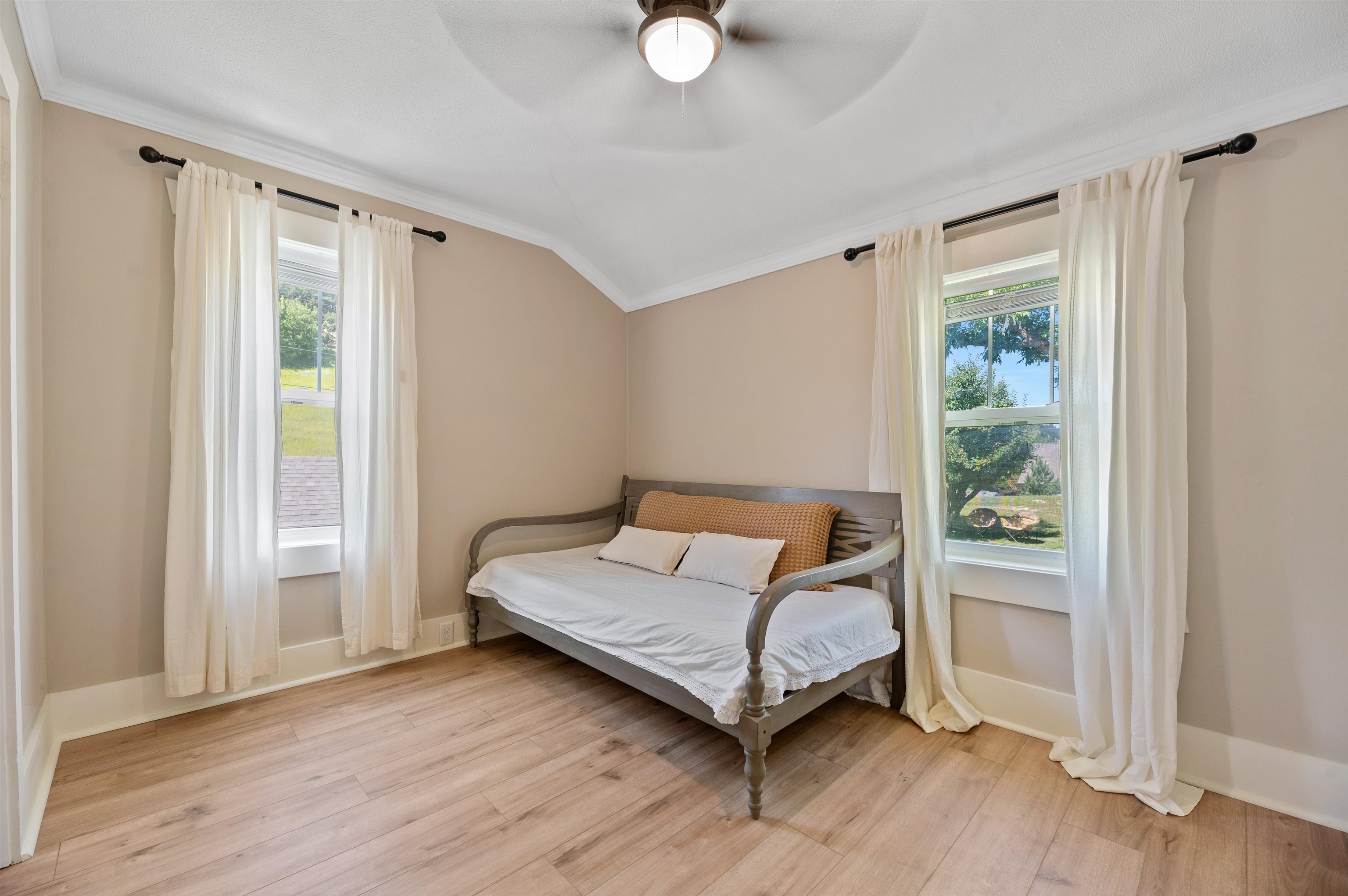 1302 Hooker Street Property Photo 19