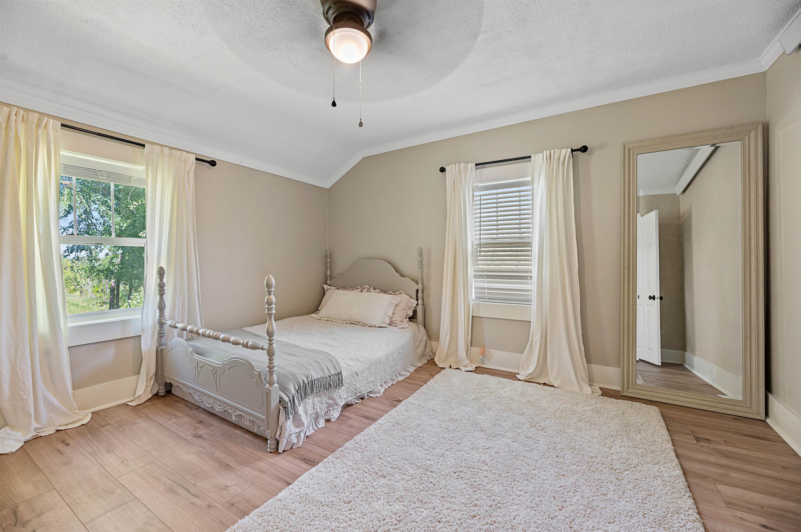 1302 Hooker Street Property Photo 20