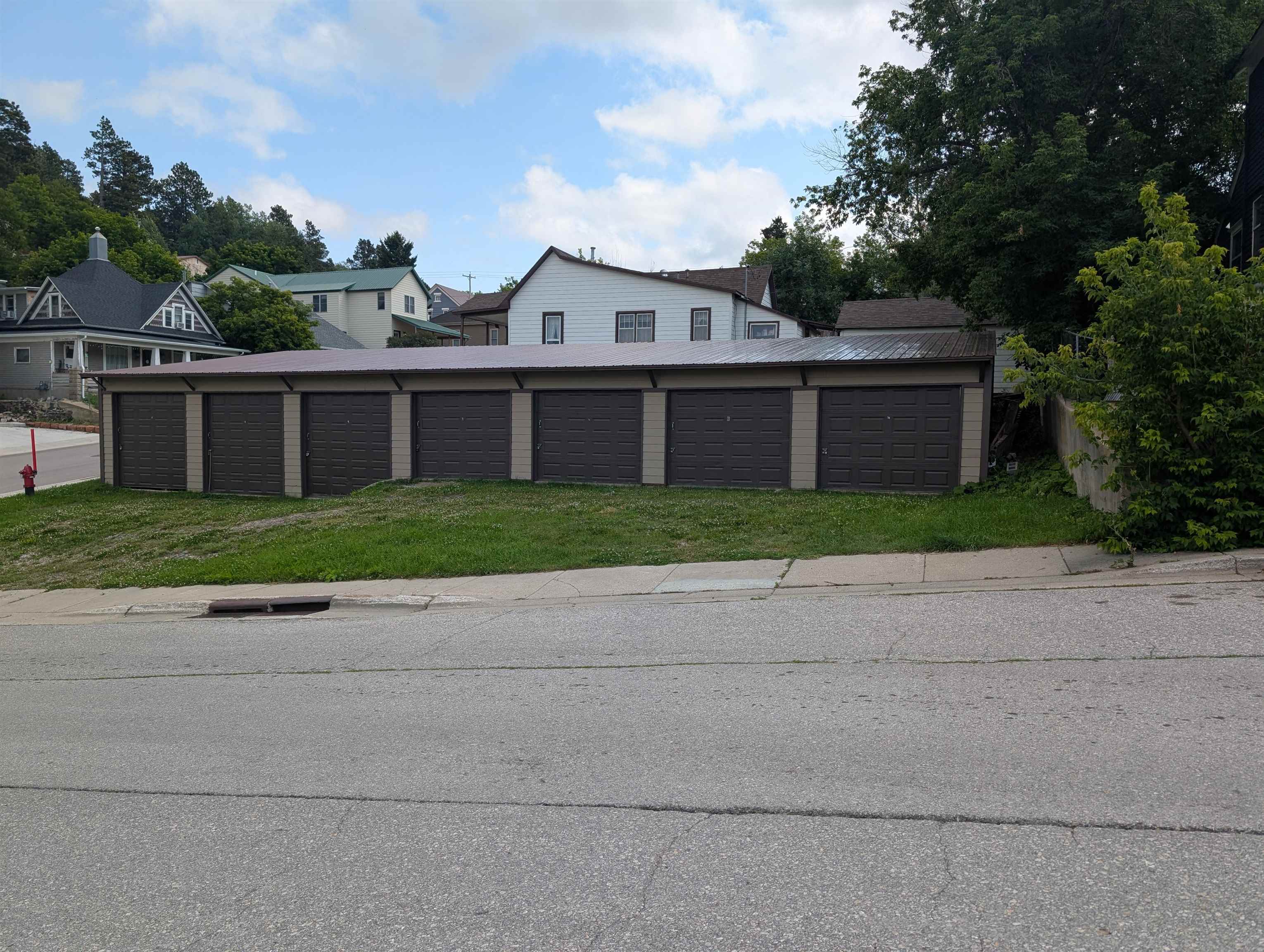 15 E Mcclellan E Mcclellan Street Property Photo 2