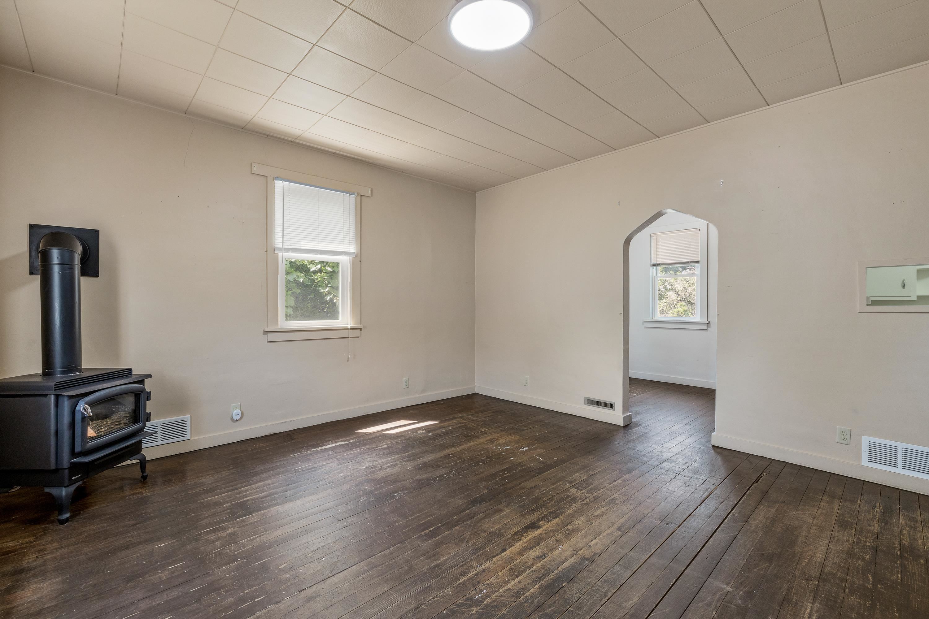 1410 Baltimore Avenue Property Photo 3