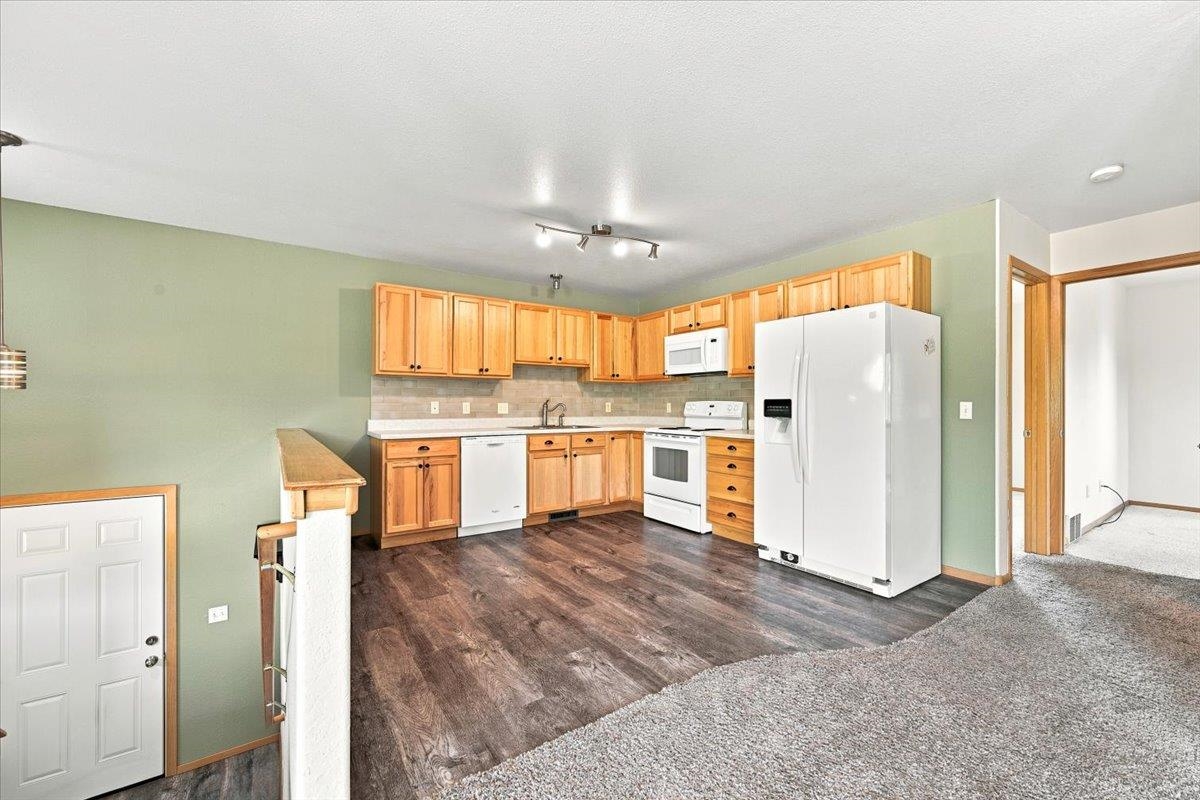 1802 Sugar Creek Place Property Photo 5