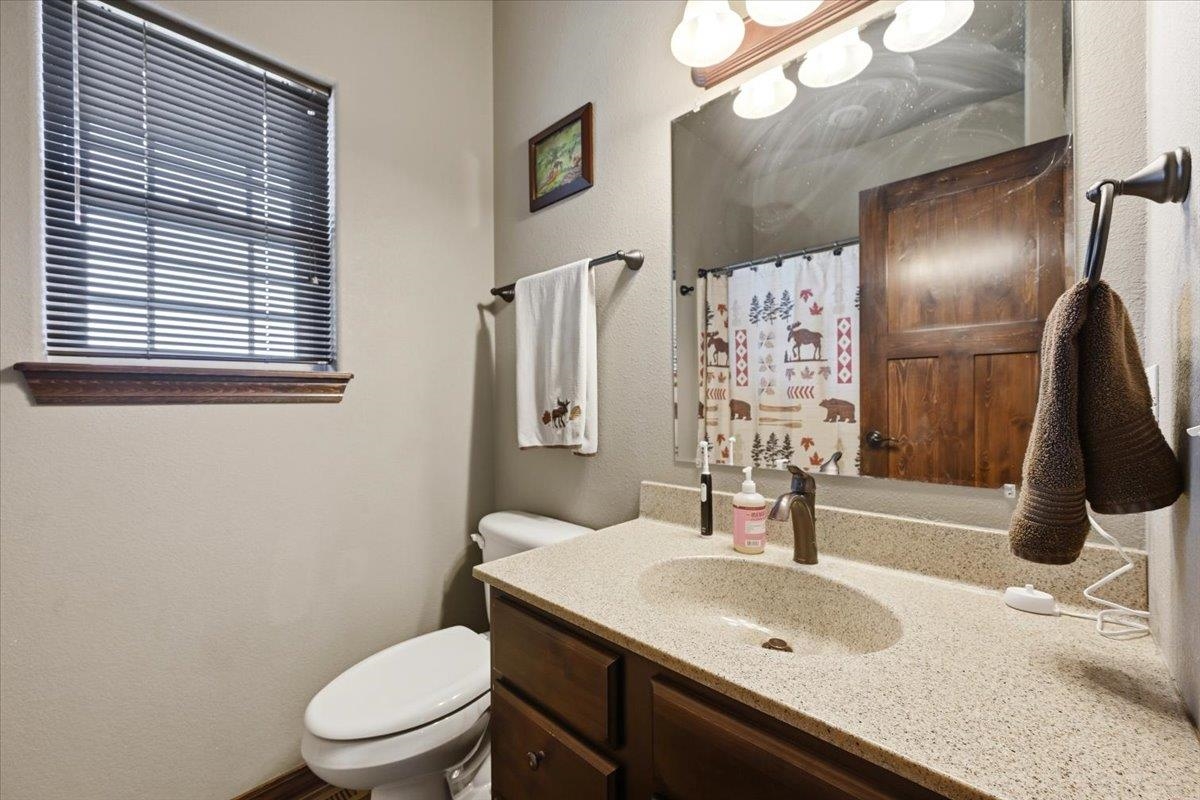 19236 Carriage Circle Property Photo 27