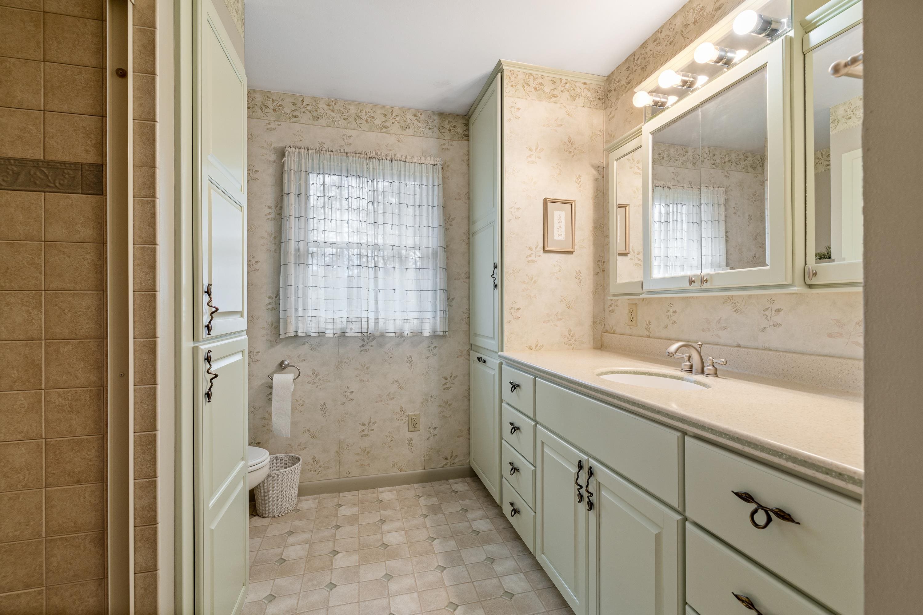 515 Belair Drive Property Photo 11