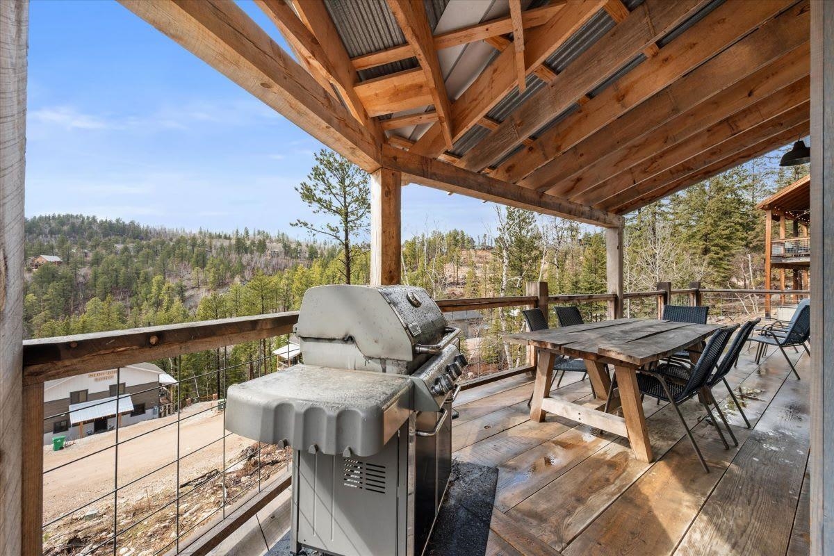 21183 Lost Camp Trail Property Photo 16