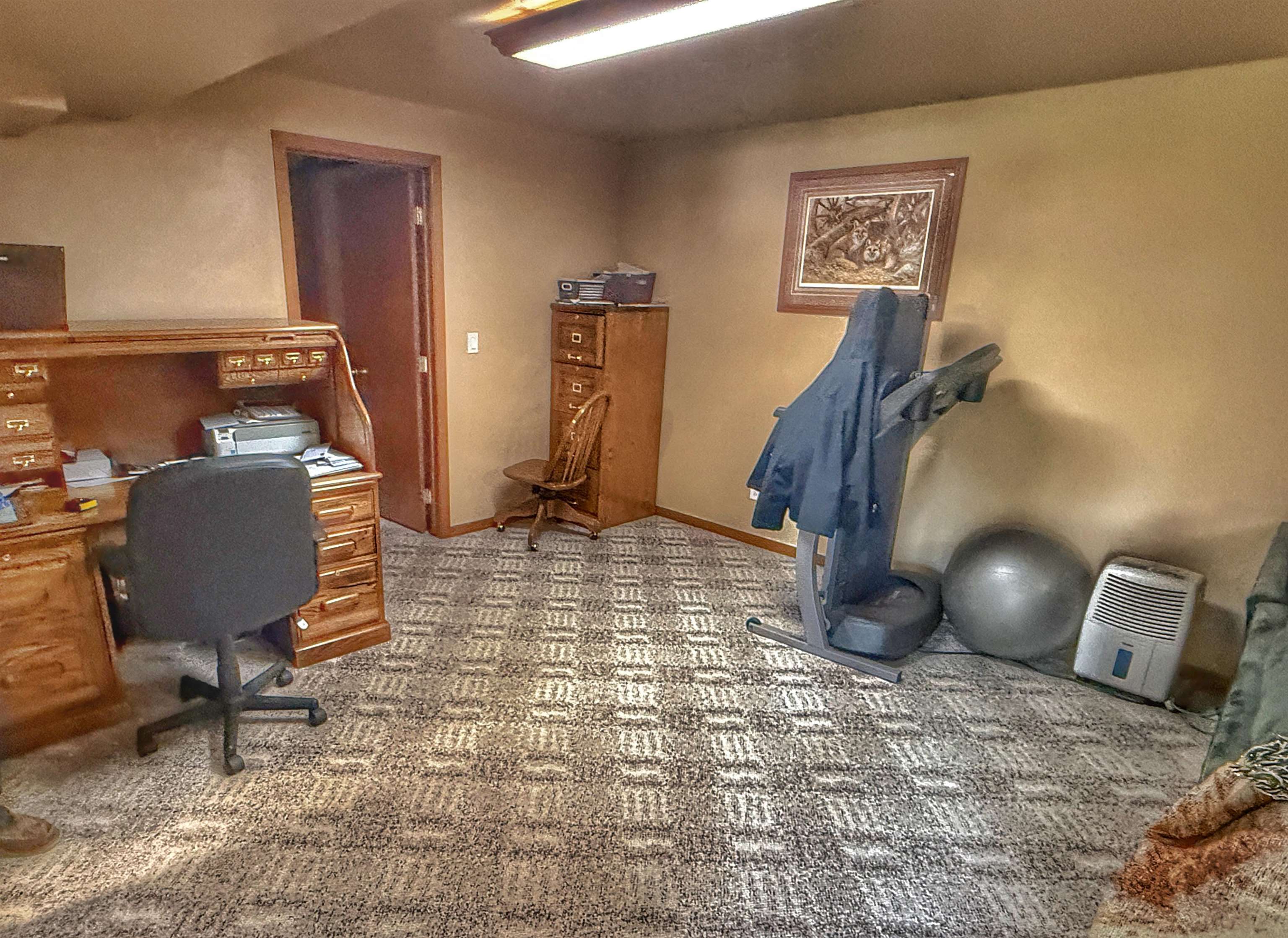413 E Thompson Street Property Photo 14