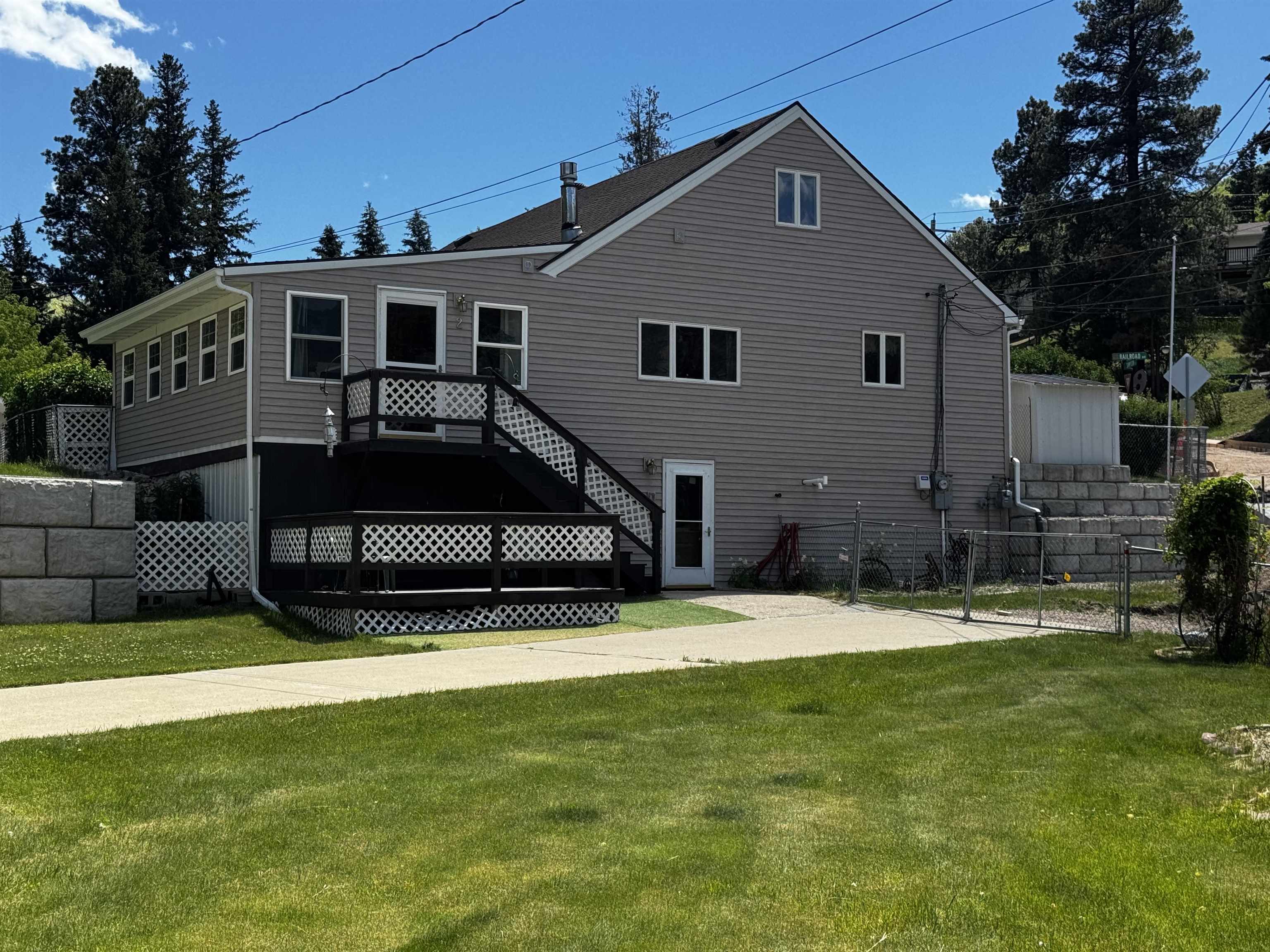 2 Sampson Street Property Photo 3