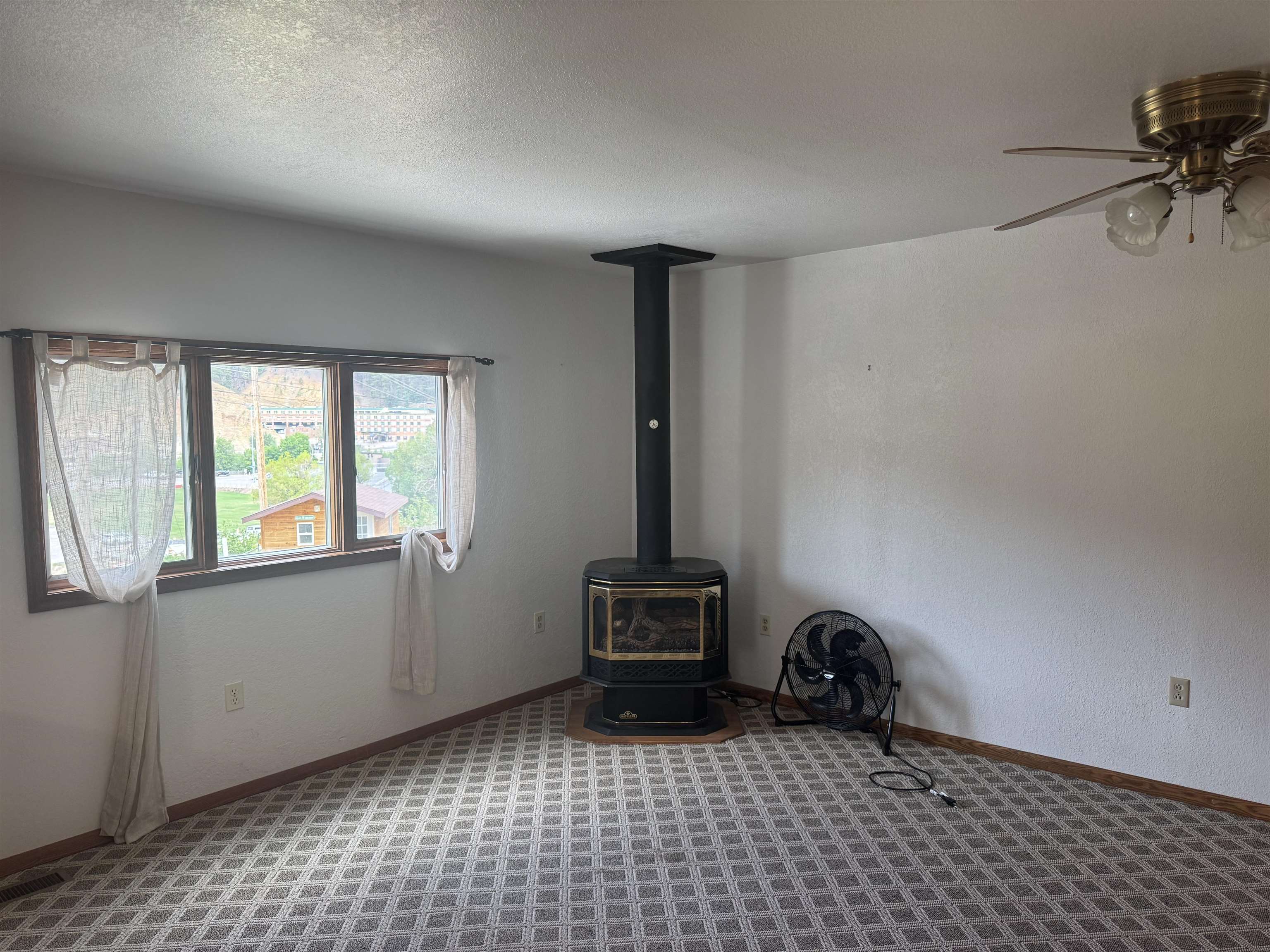 2 Sampson Street Property Photo 9