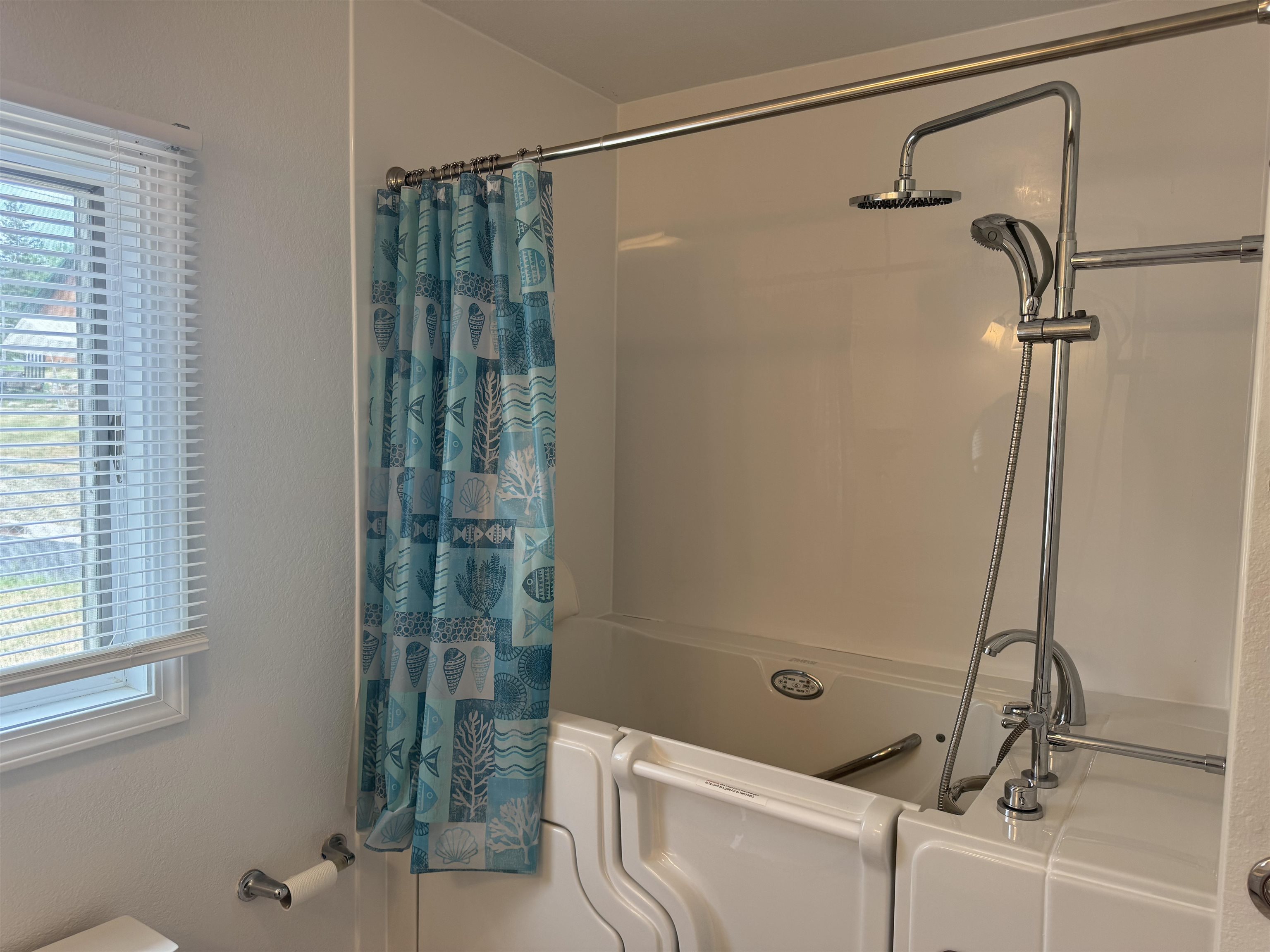 2 Sampson Street Property Photo 19