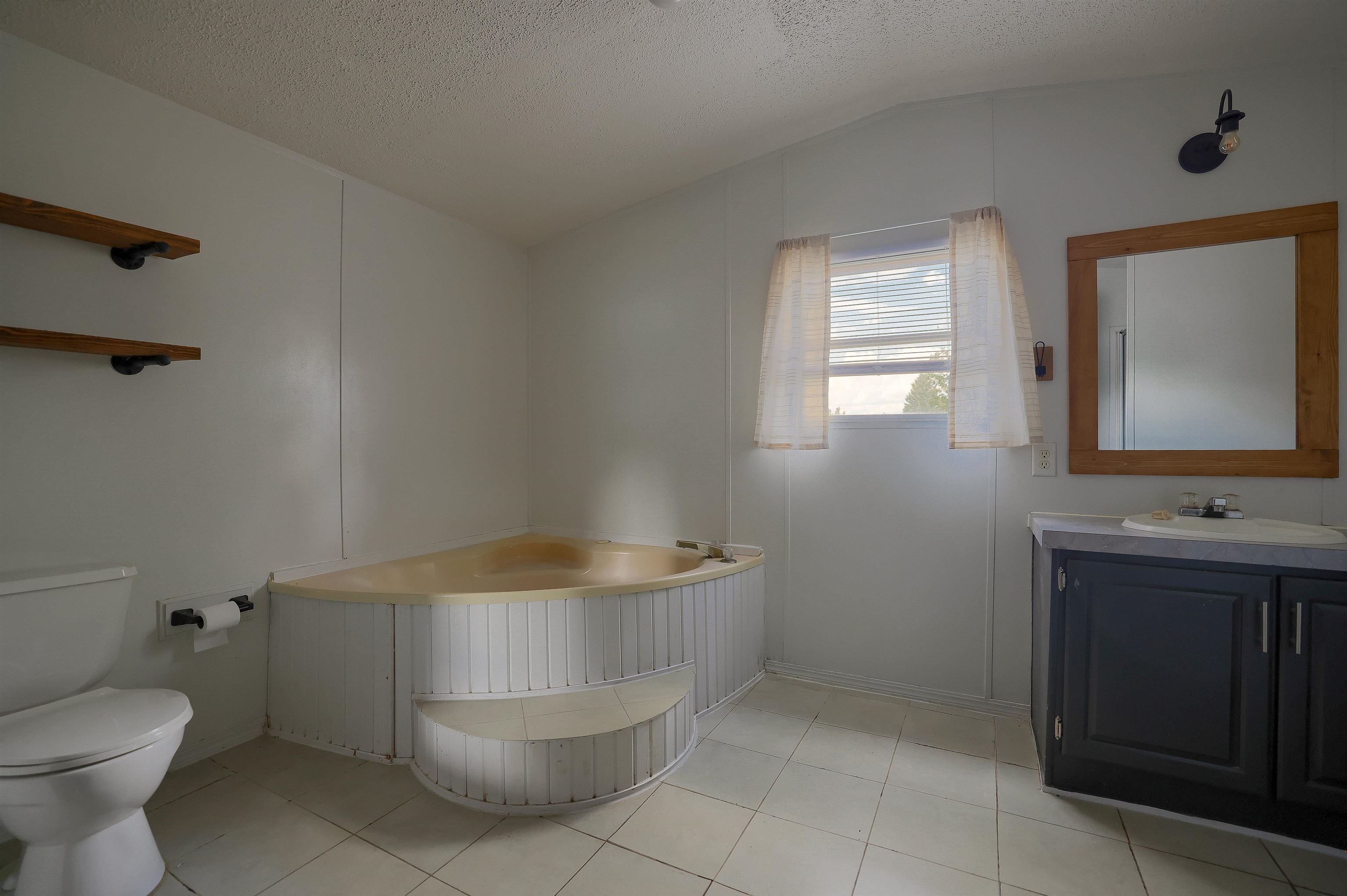 1208 Elkhorn Peak Lane Property Photo 15