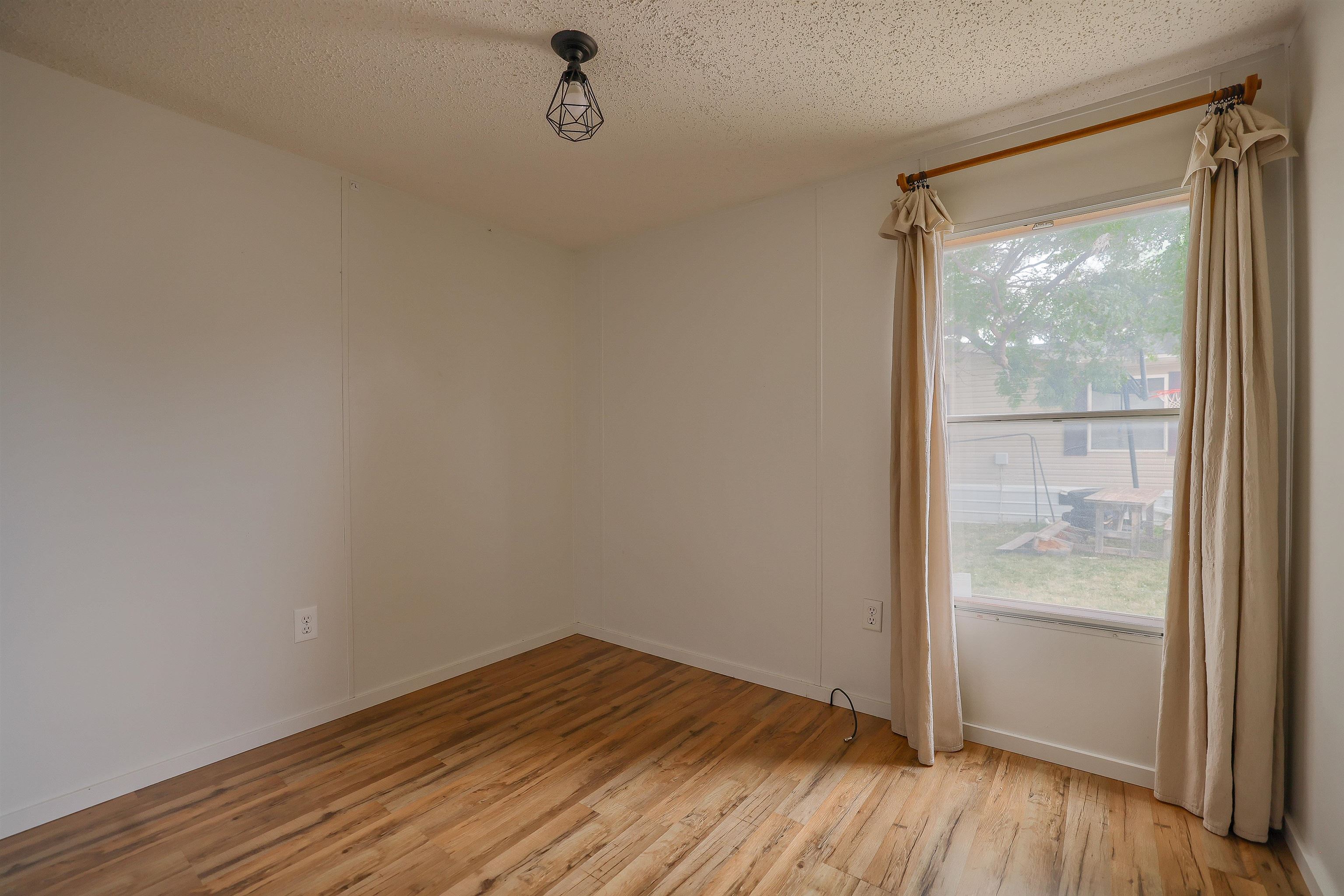 1208 Elkhorn Peak Lane Property Photo 18