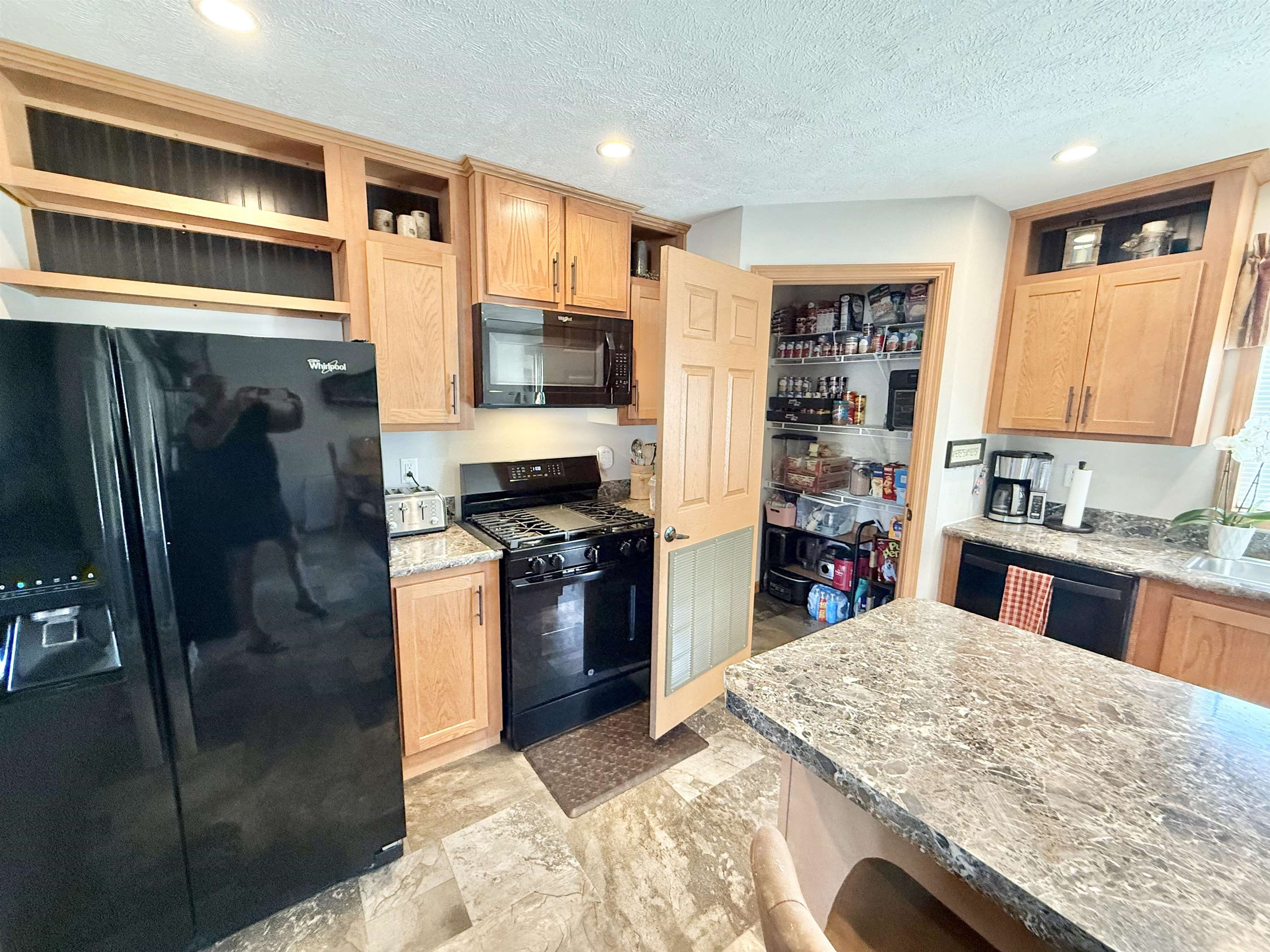 1224 Foothills Drive Property Photo 11