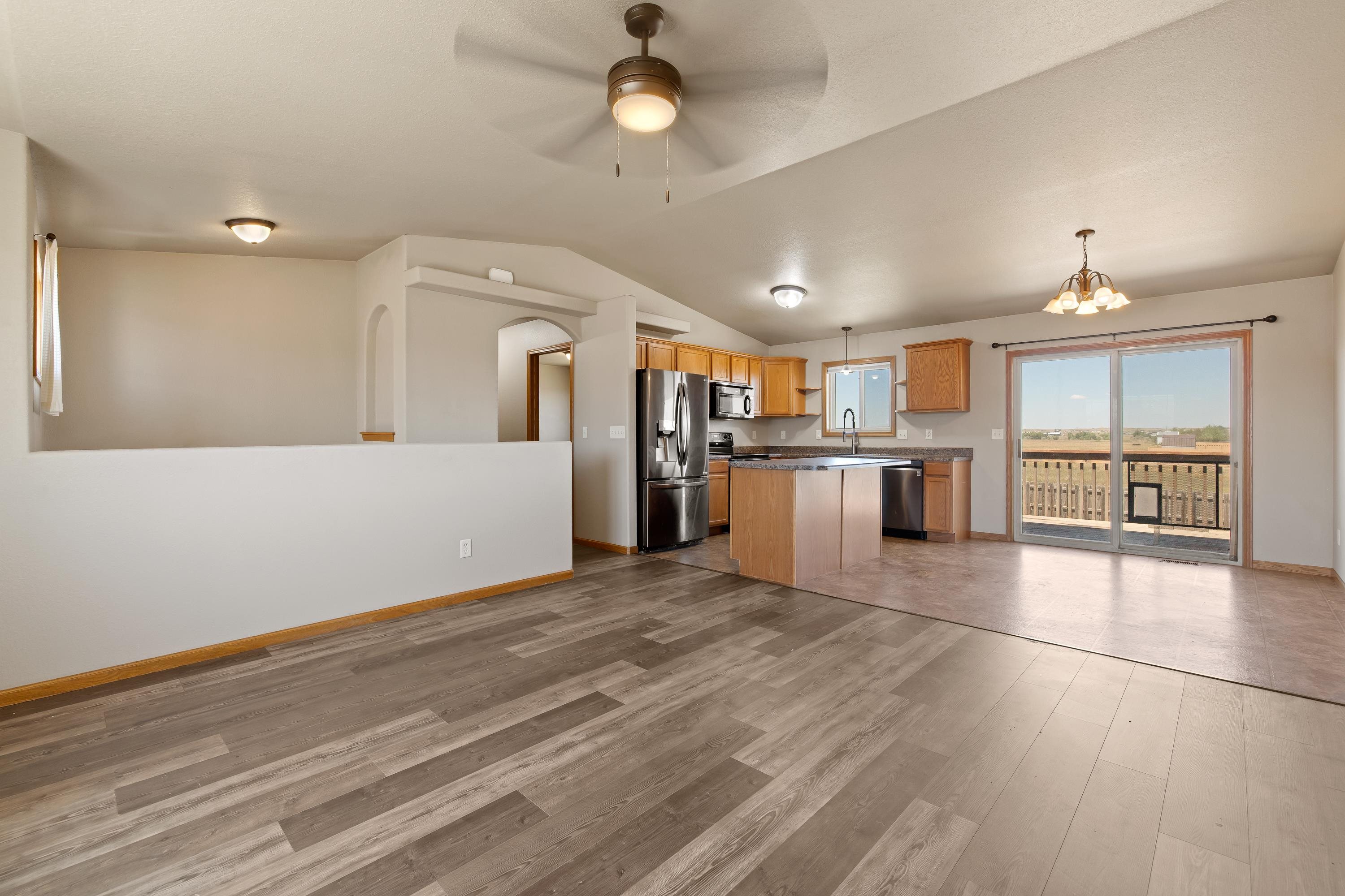 670 Airway Court Property Photo 7