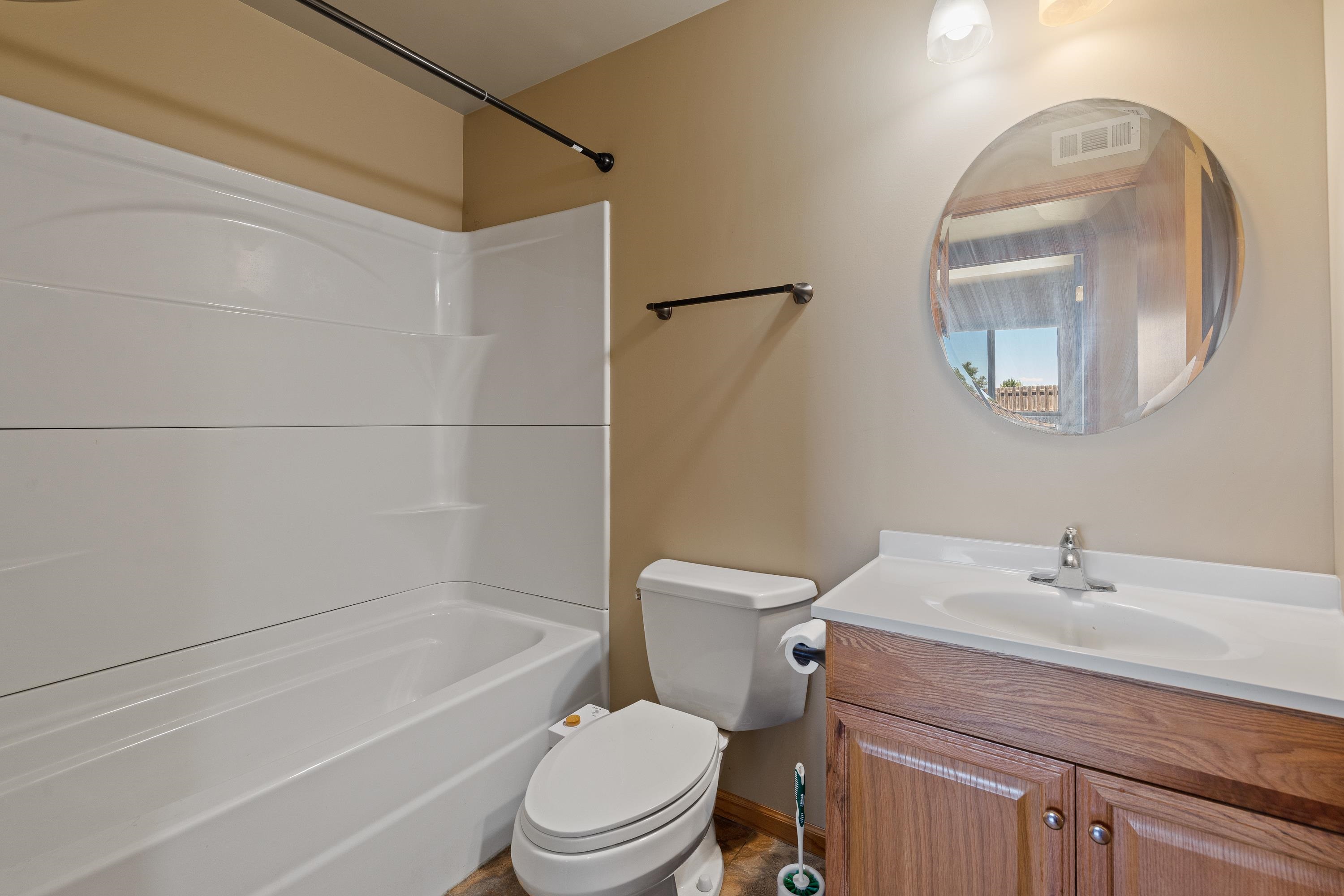 670 Airway Court Property Photo 14