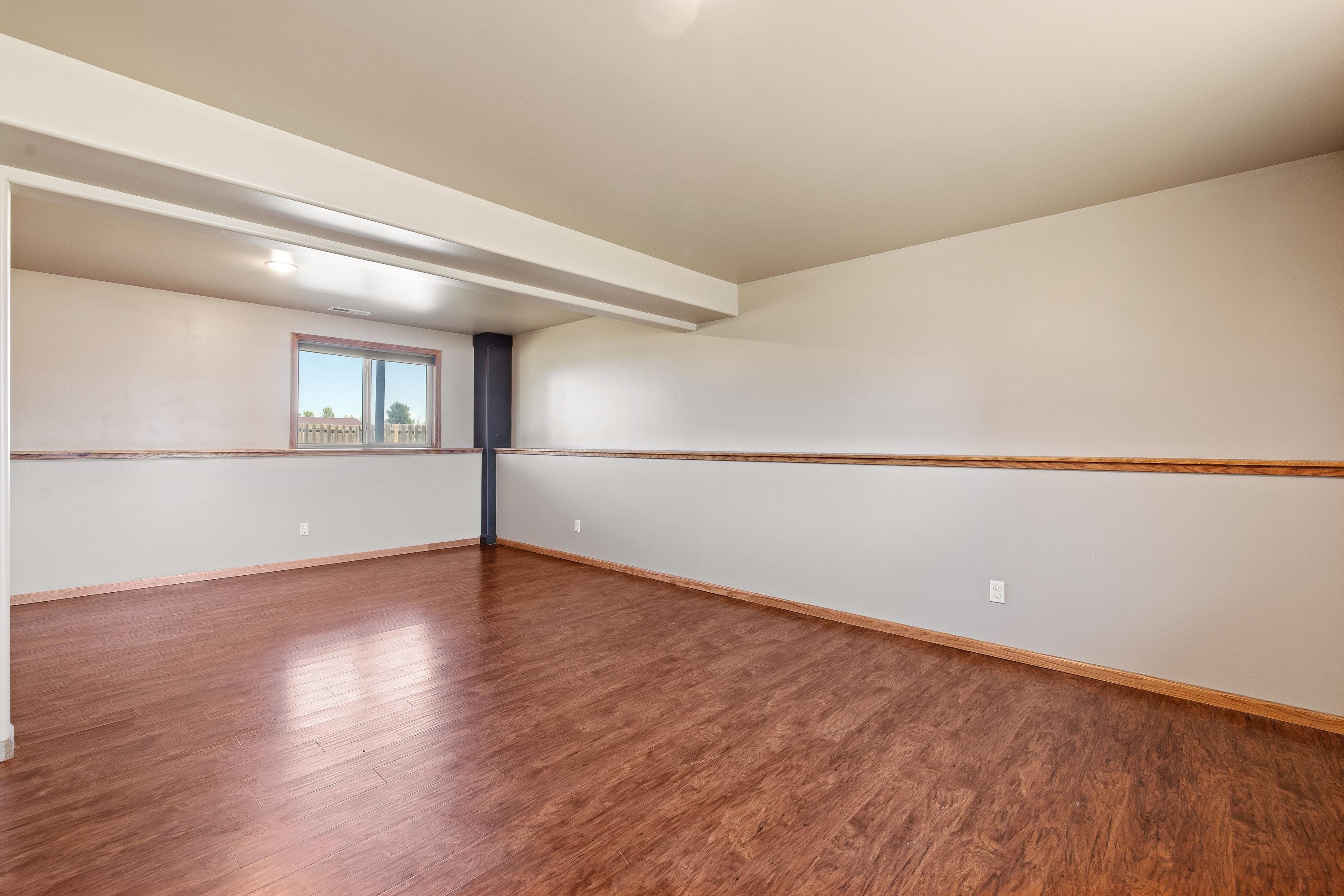 670 Airway Court Property Photo 16