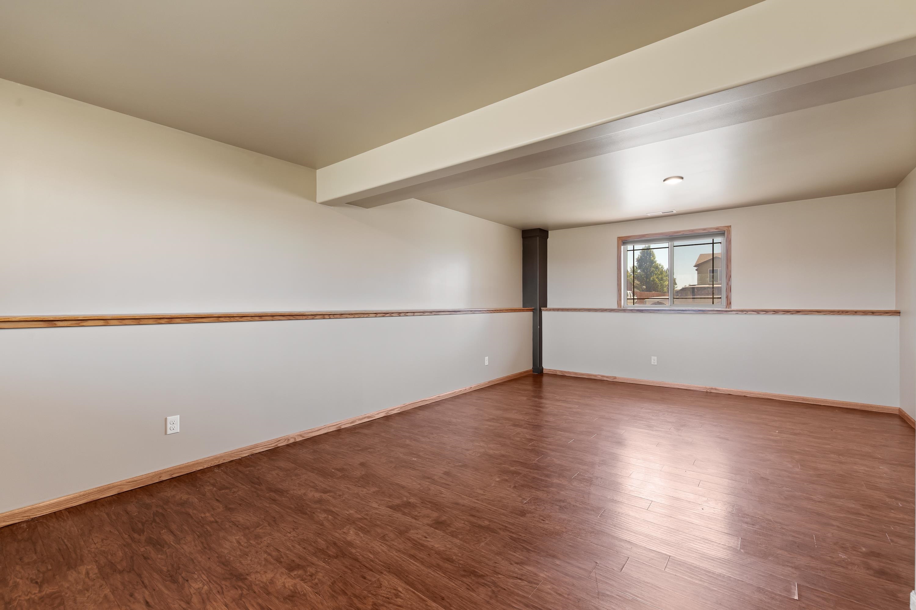 670 Airway Court Property Photo 19