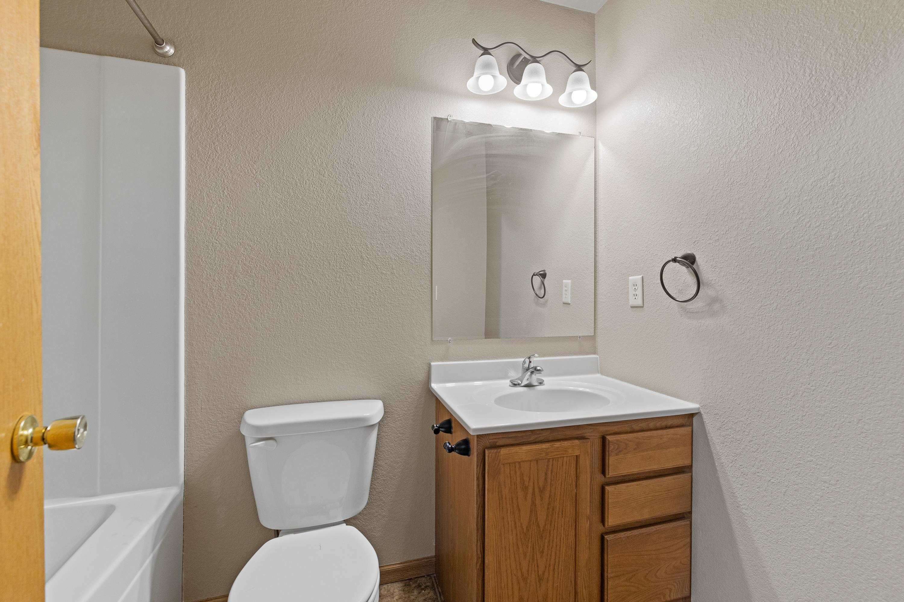 670 Airway Court Property Photo 20