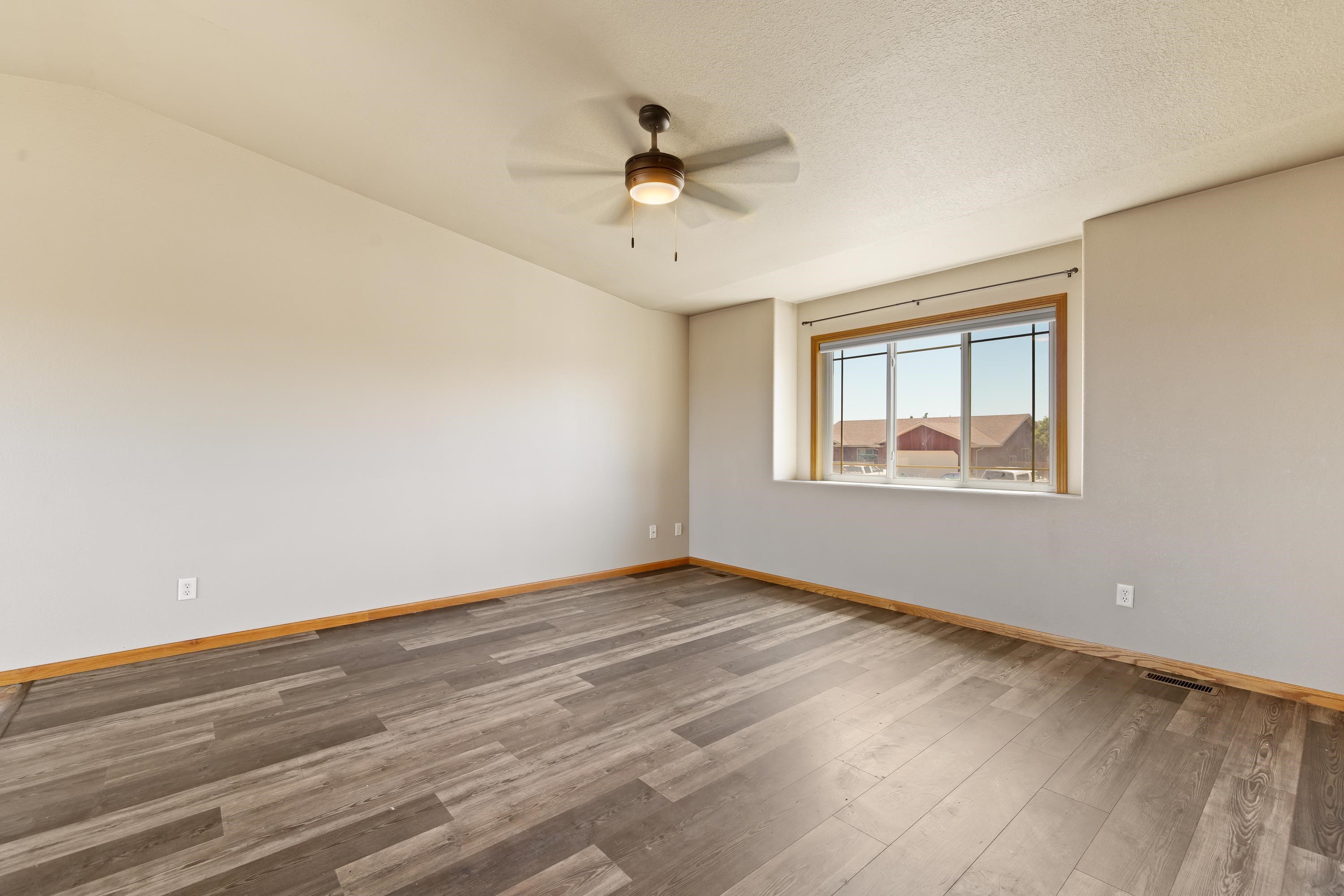 670 Airway Court Property Photo 25