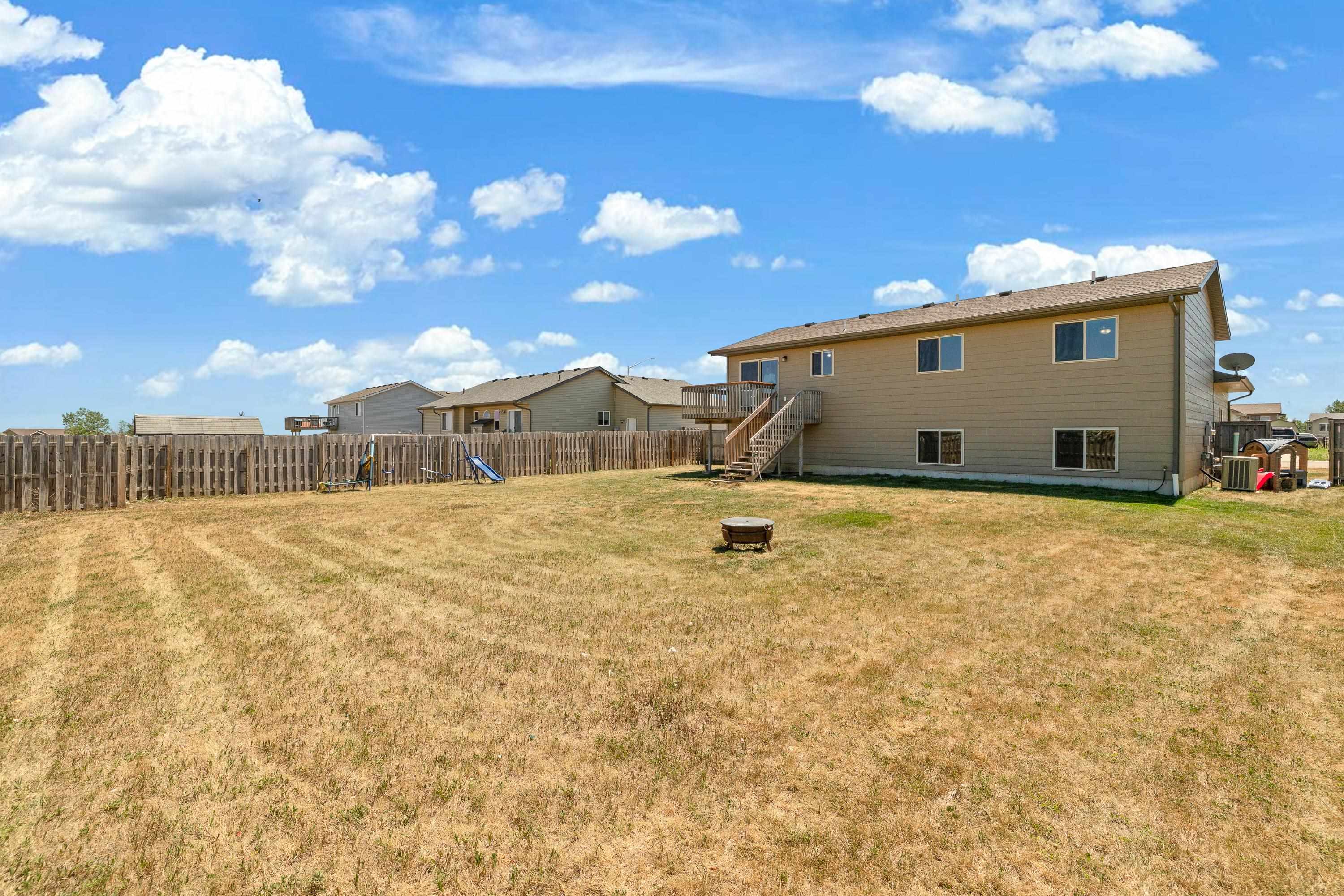 670 Airway Court Property Photo 26