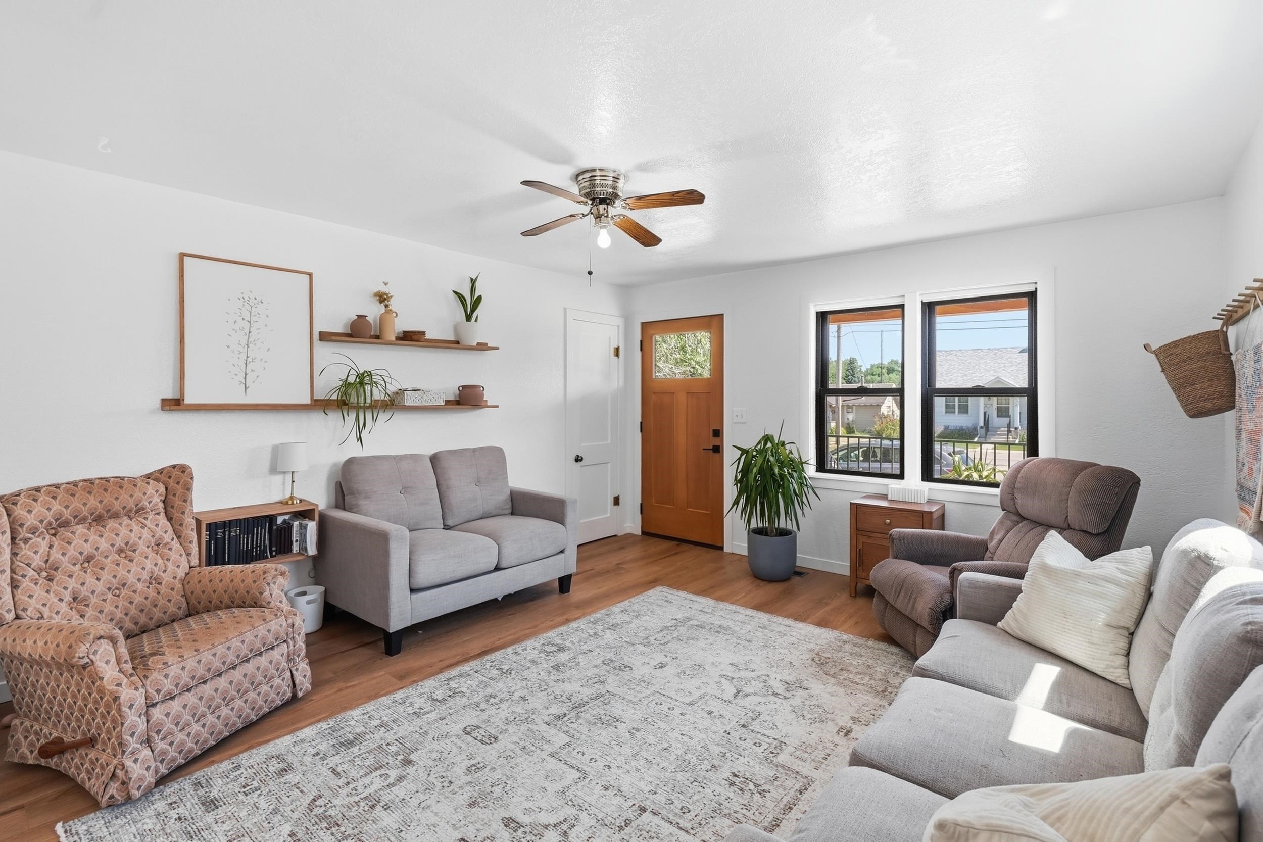 619 Lawrence Street Property Photo 10