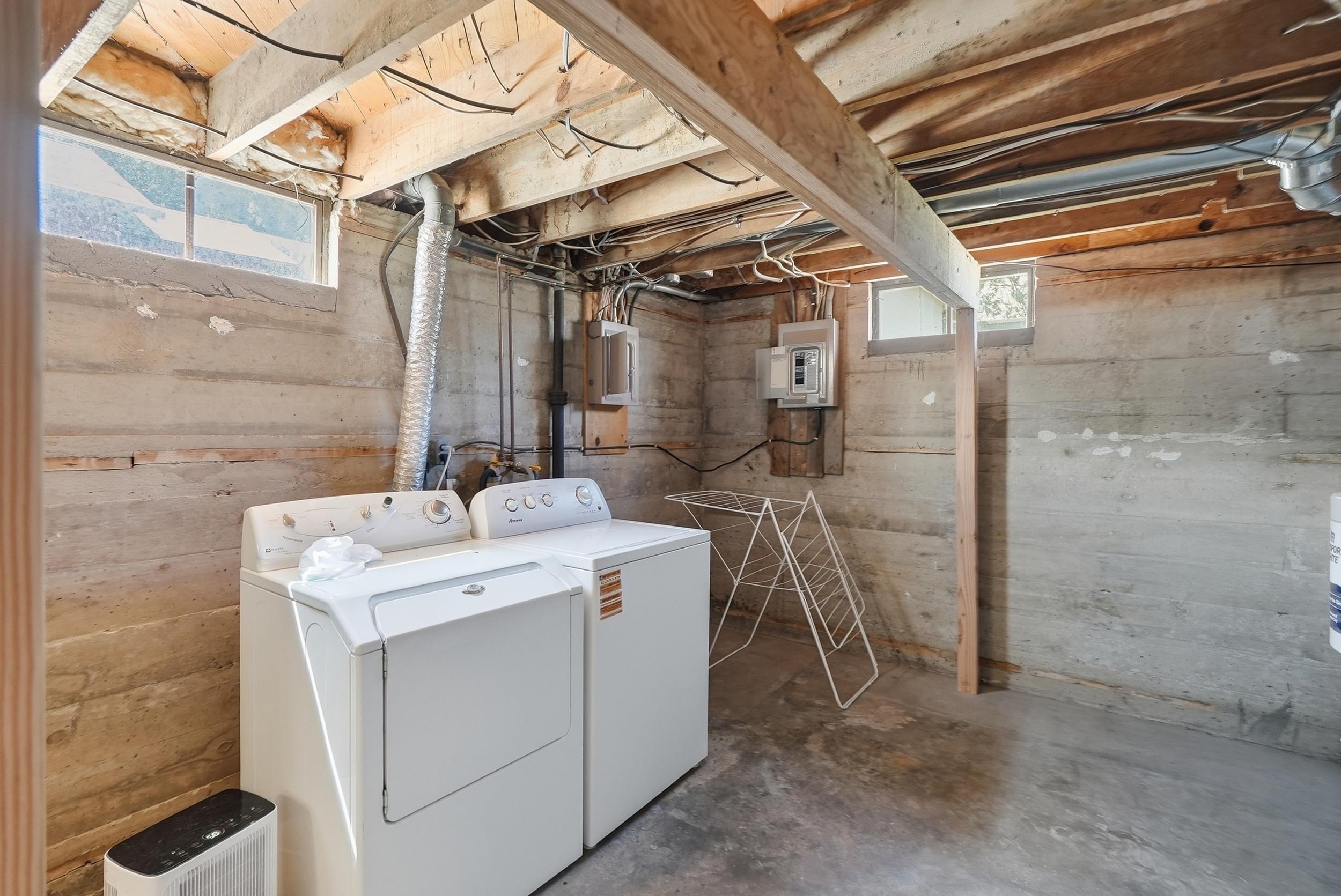 619 Lawrence Street Property Photo 27